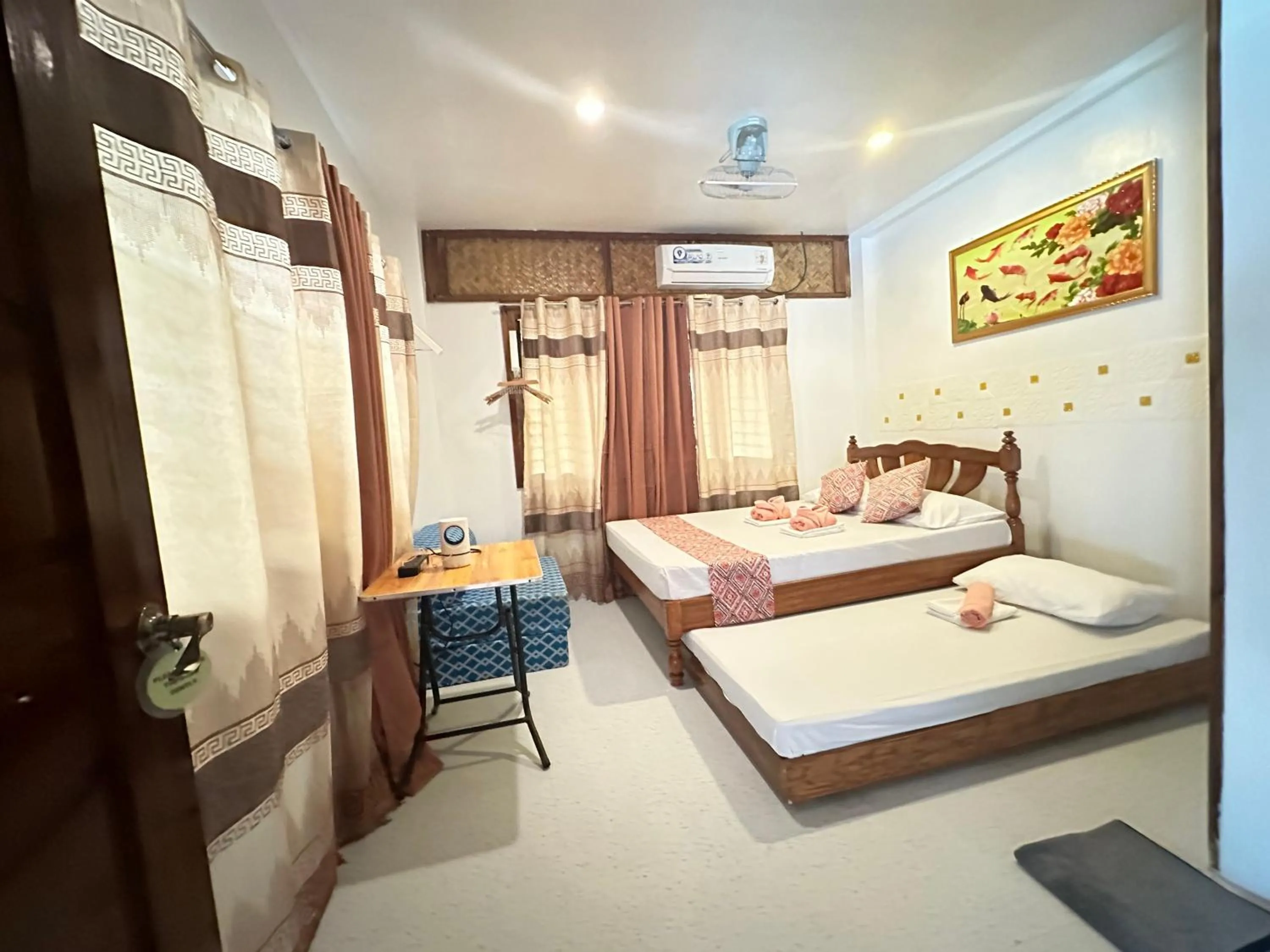 Bed in Aquarius - Port Barton