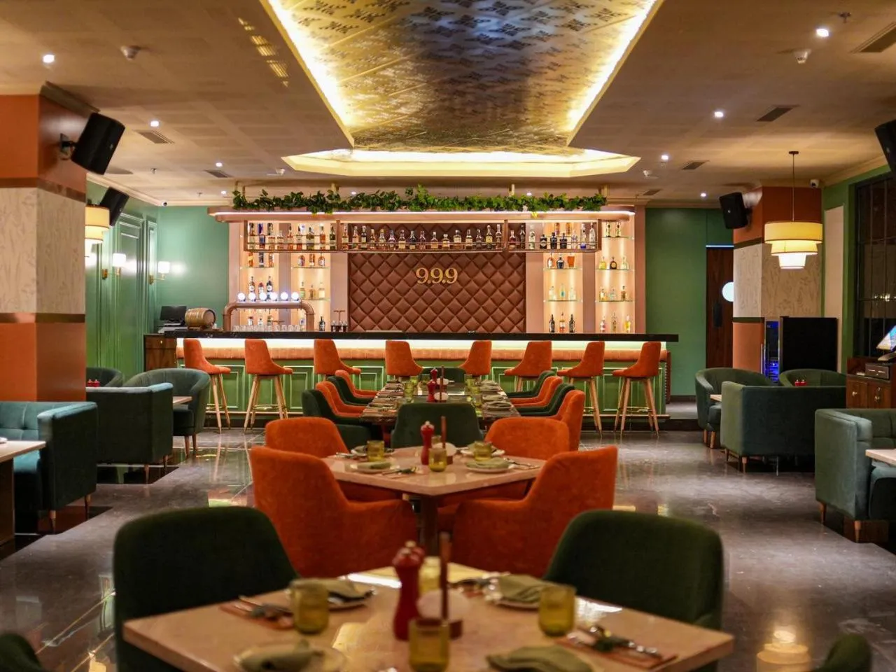 Restaurant/places to eat in JW Marriott Hotel Chandigarh