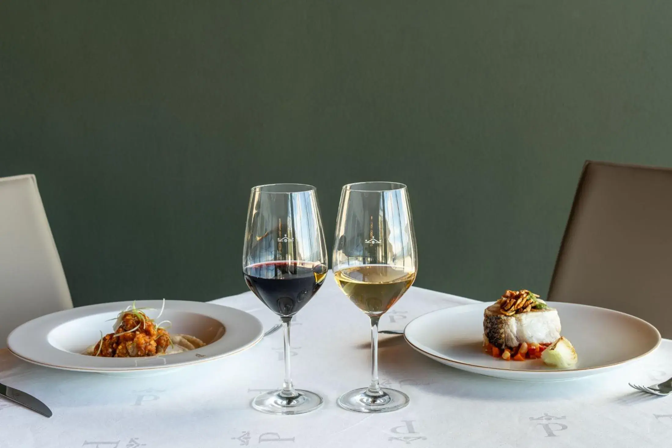 Food and drinks in Parador de Cruz de Tejeda Food and drinks in Parador de Cruz de Tejeda