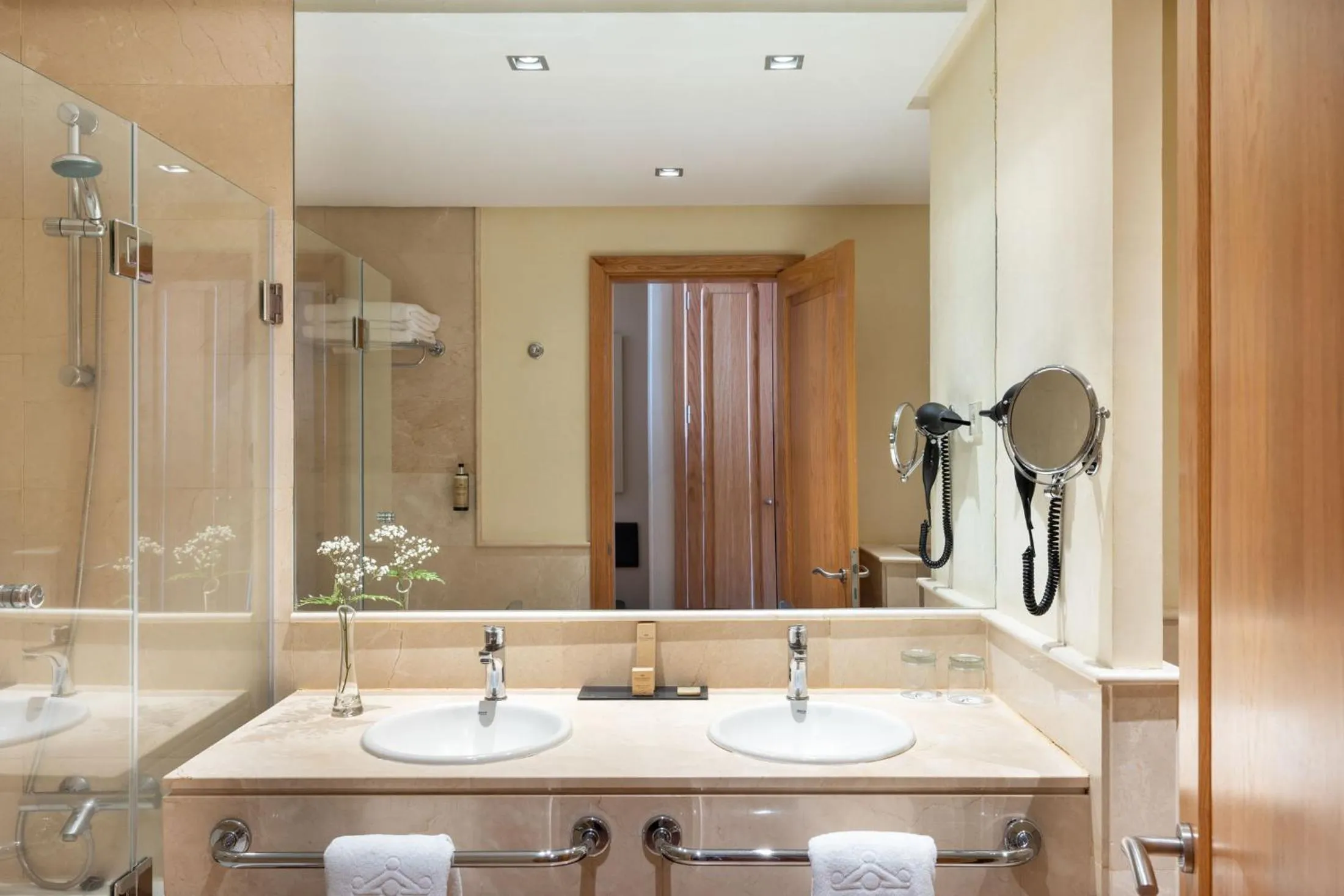 Bathroom in Parador de Cruz de Tejeda
