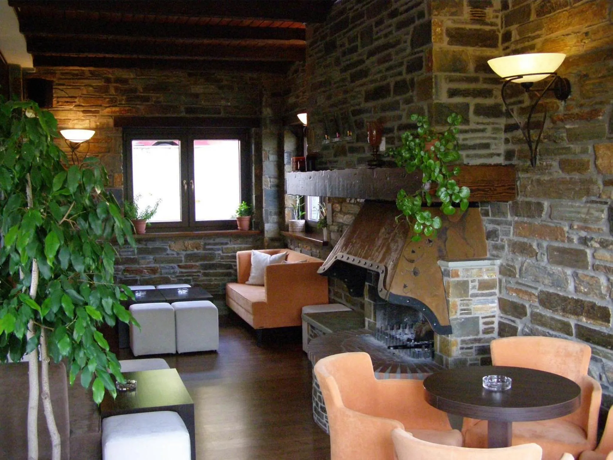 Hotel Mirovoli