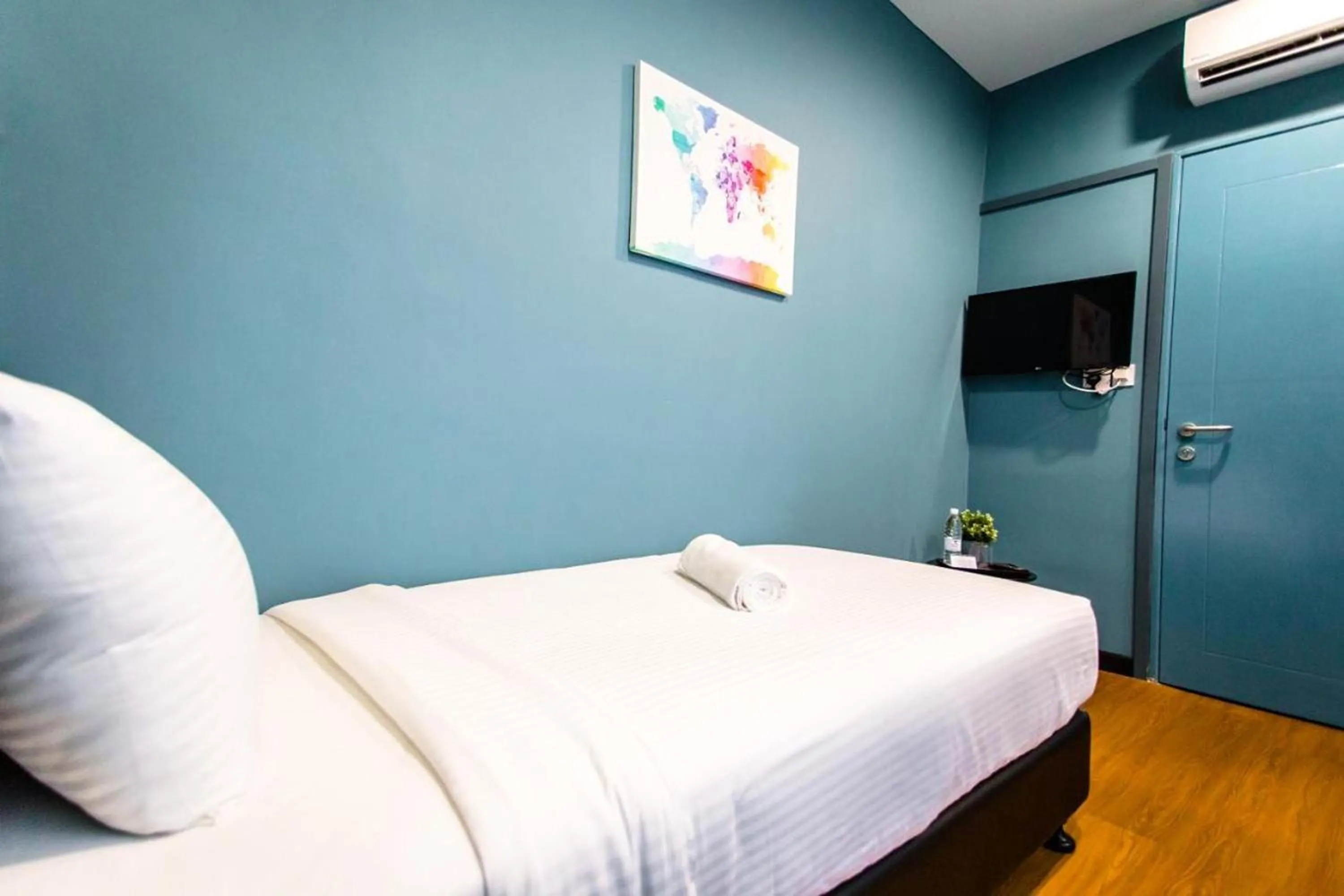 Bed in Jenjarom Boutique Hotel