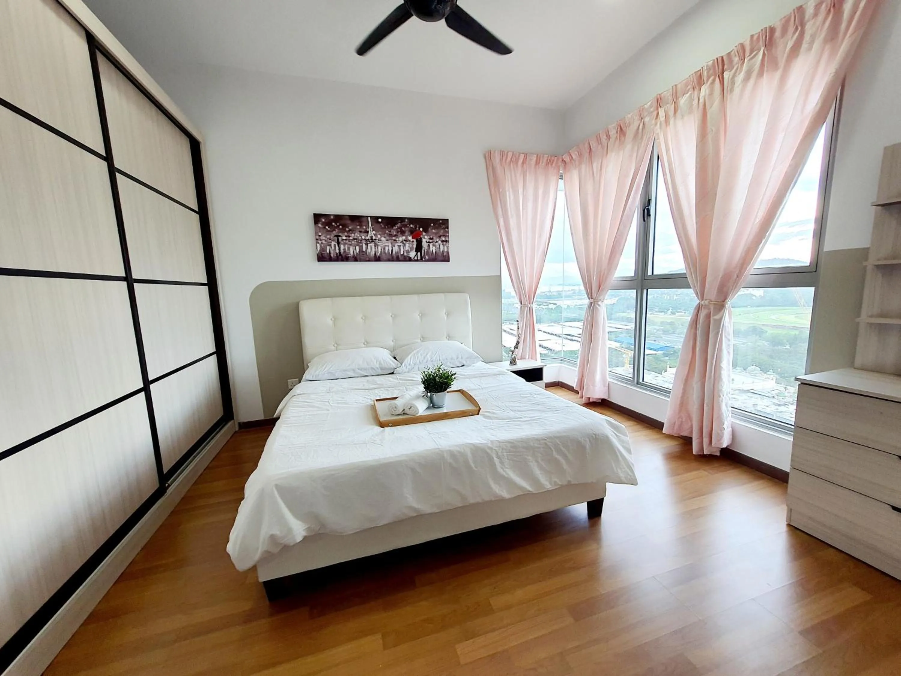 Bed in Residensi Flora