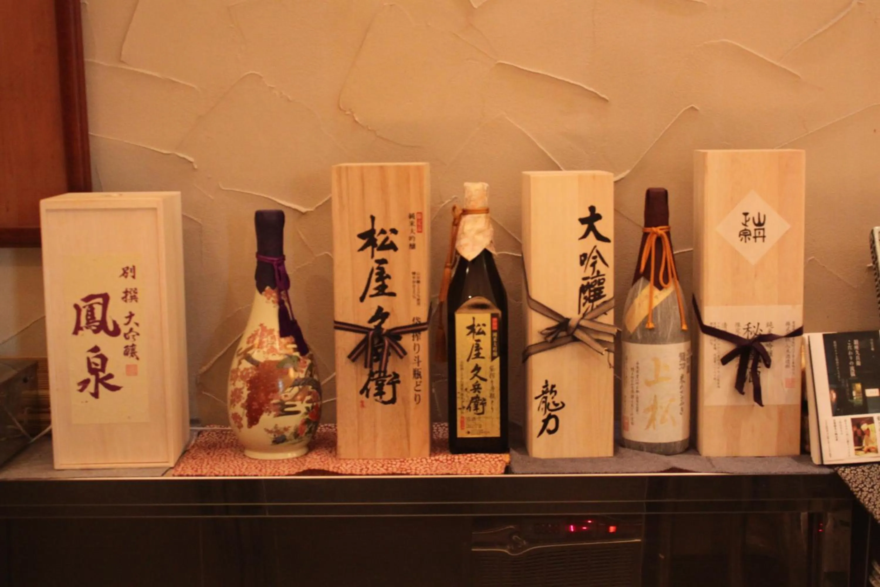 Restaurant/places to eat in Sunrise On The Bund