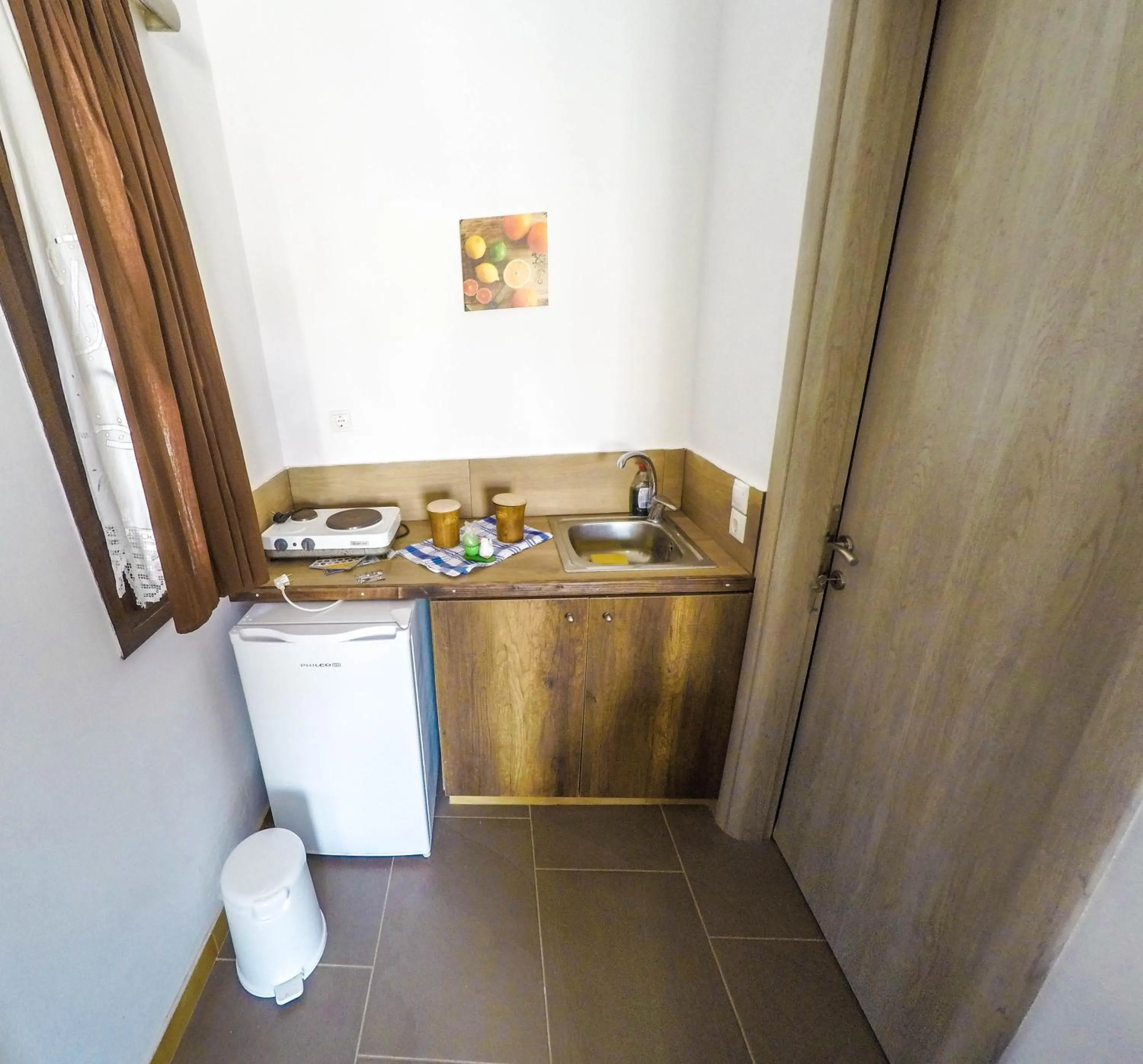 Kitchen or kitchenette in Amorani Studios