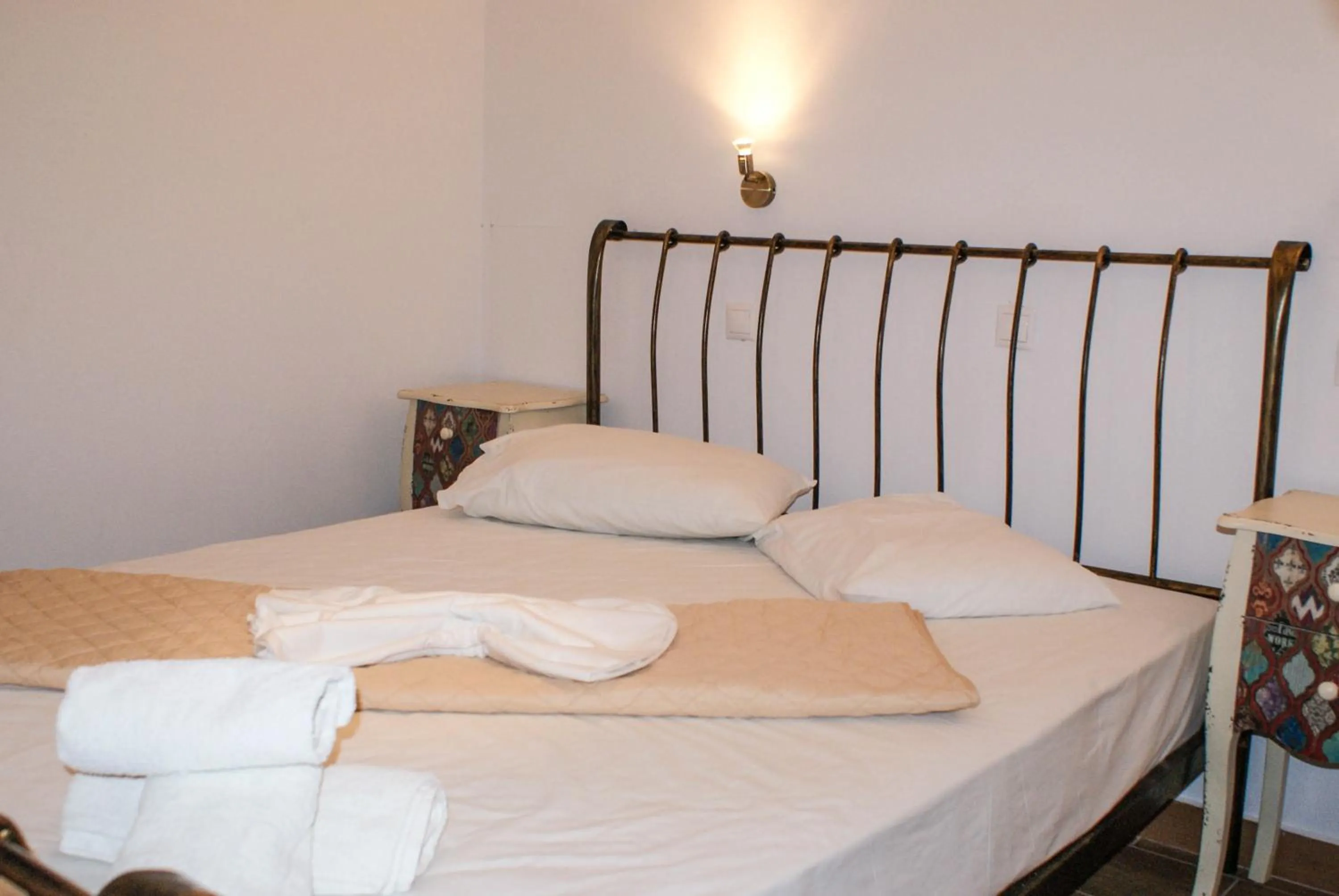 Bedroom, Bed in Amorani Studios