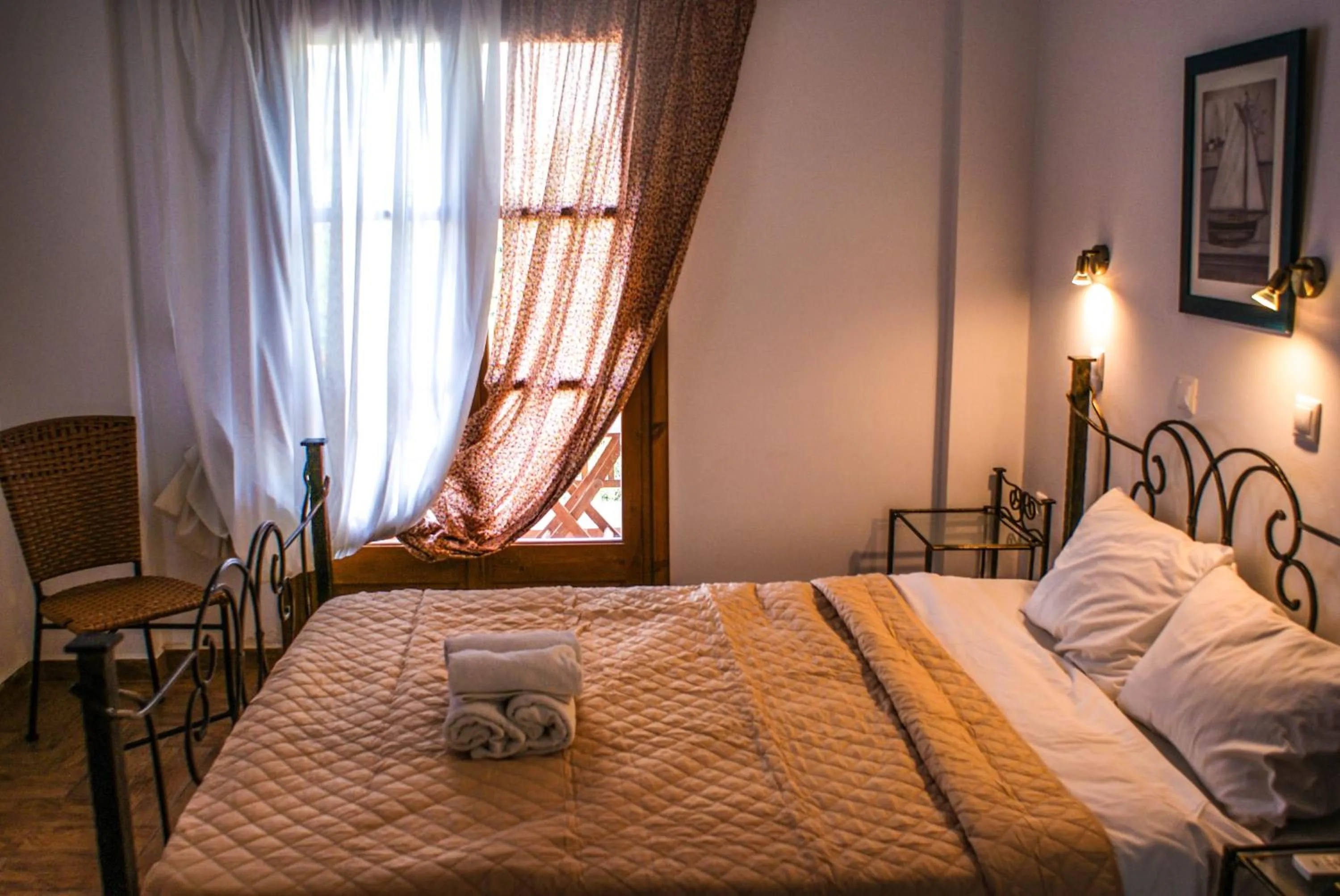 Bedroom, Bed in Amorani Studios