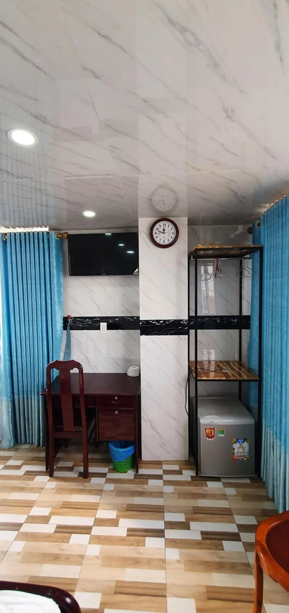 Seating area in Thanh Lan Hotel