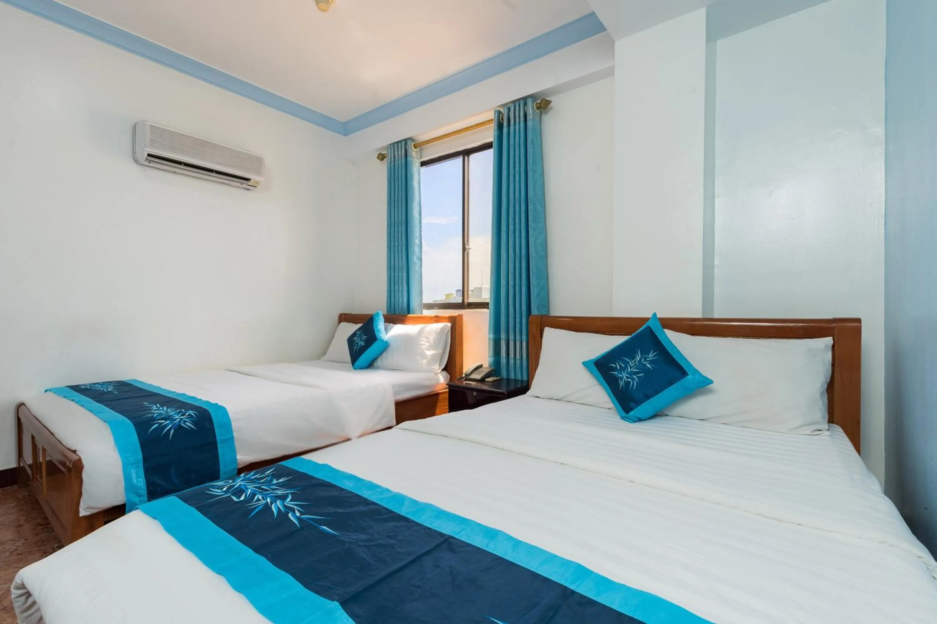 Photo of the whole room, Bed in Thanh Lan Hotel