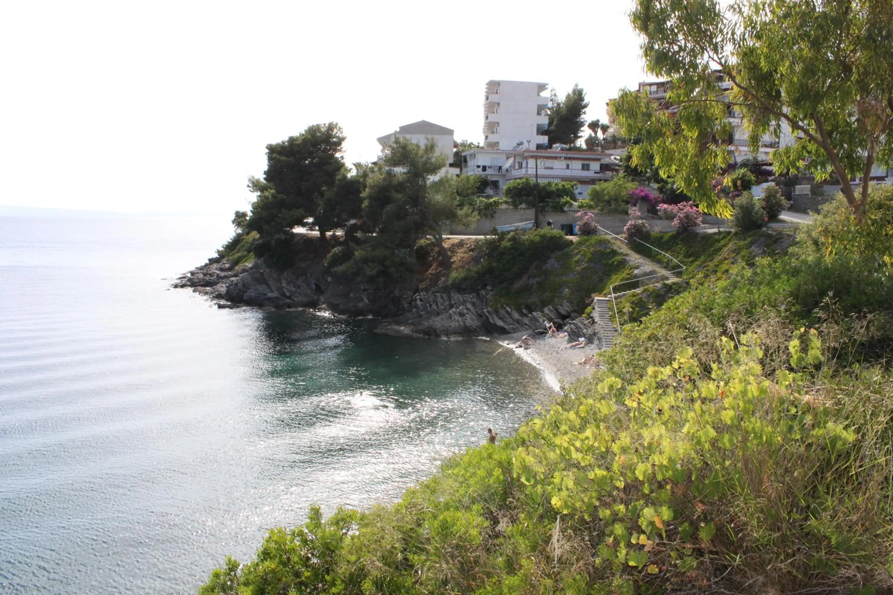 Akrotiri Hotel