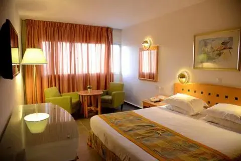 Photo of the whole room in Aquamarine Hotel