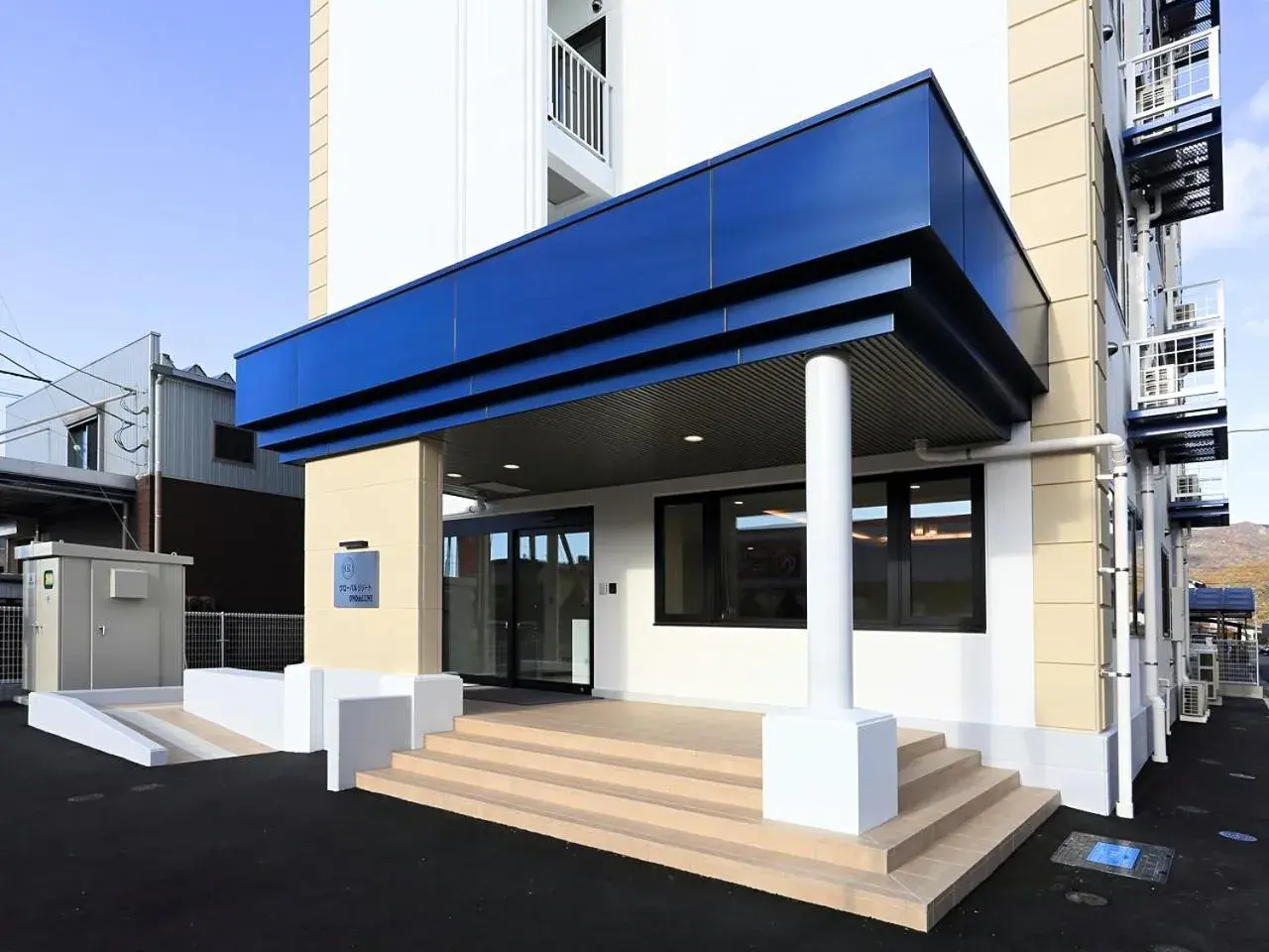 Facade/entrance in Global Resort ONO de LUNE Facade/entrance in Global Resort ONO de LUNE