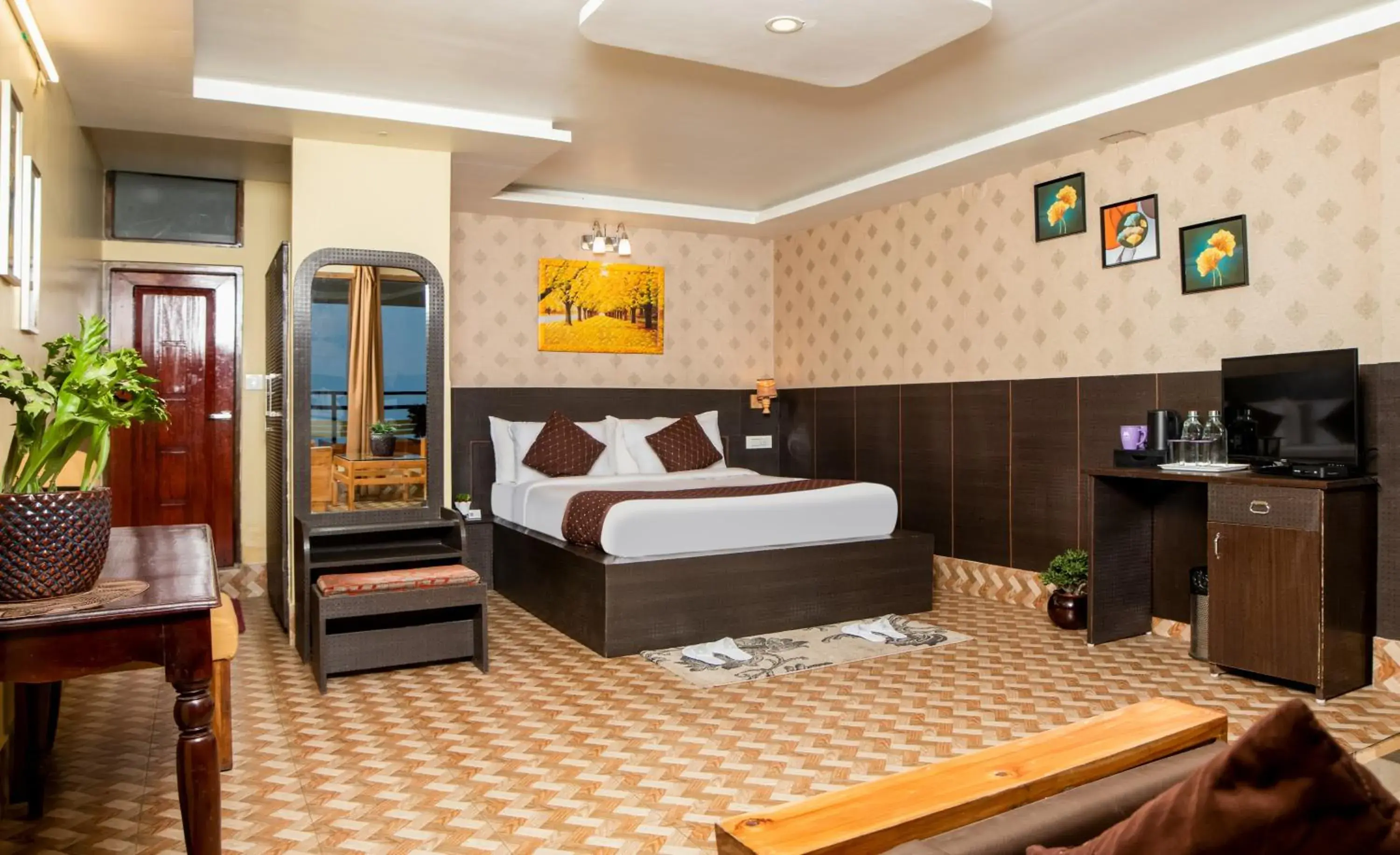 Double Room with Lake View in Mount Queens Hill Resort & Spa Double Room with Lake View in Mount Queens Hill Resort & Spa