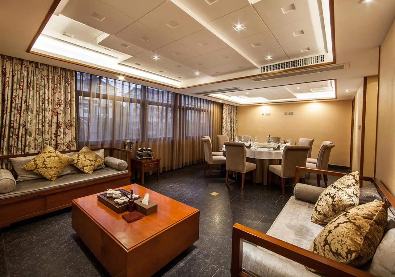 Restaurant/places to eat in Fliport Garden Hotel Wuyishan