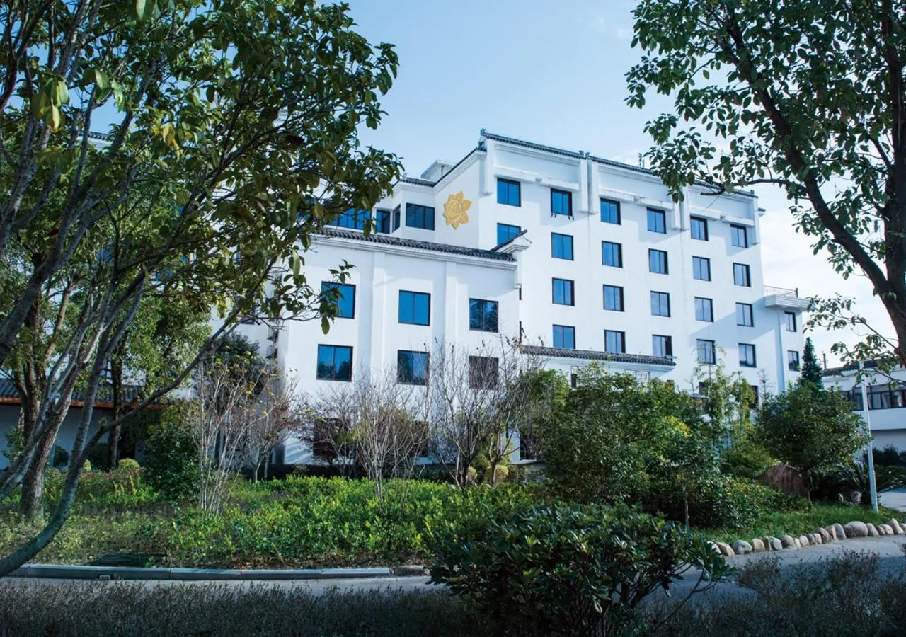 Property building in Fliport Garden Hotel Wuyishan