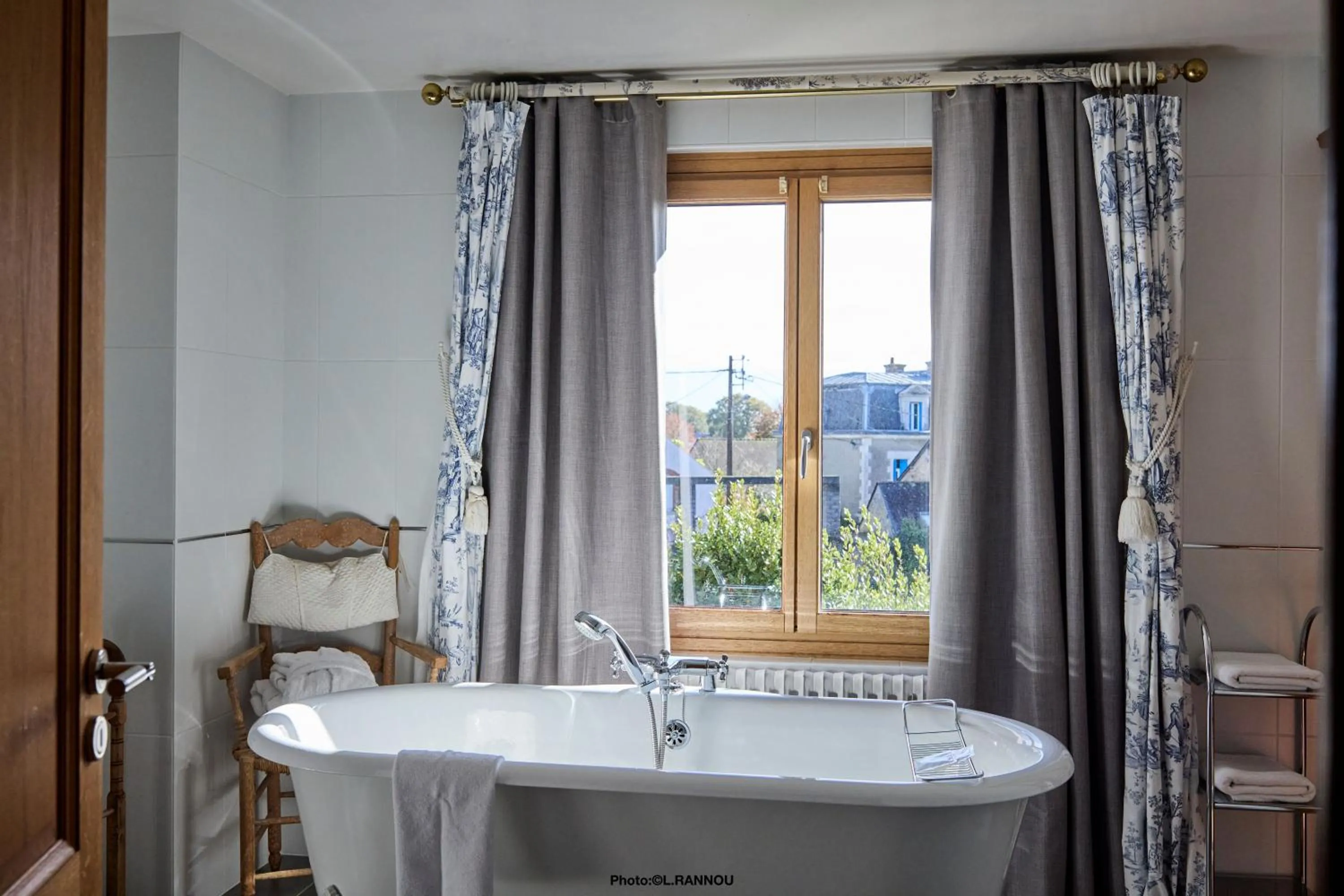 Bathroom in Auberge Bretonne