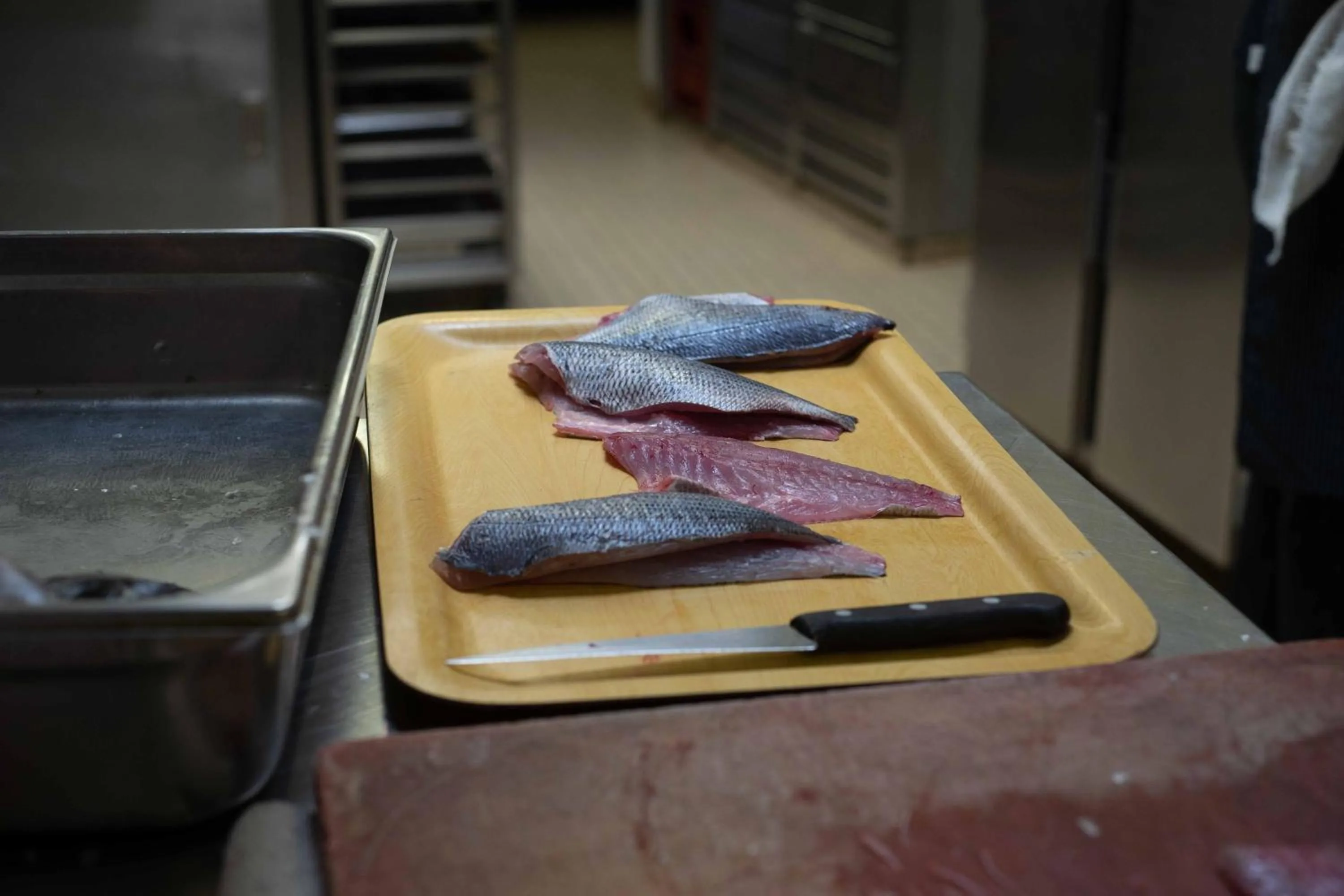 Kitchen or kitchenette in Auberge Bretonne