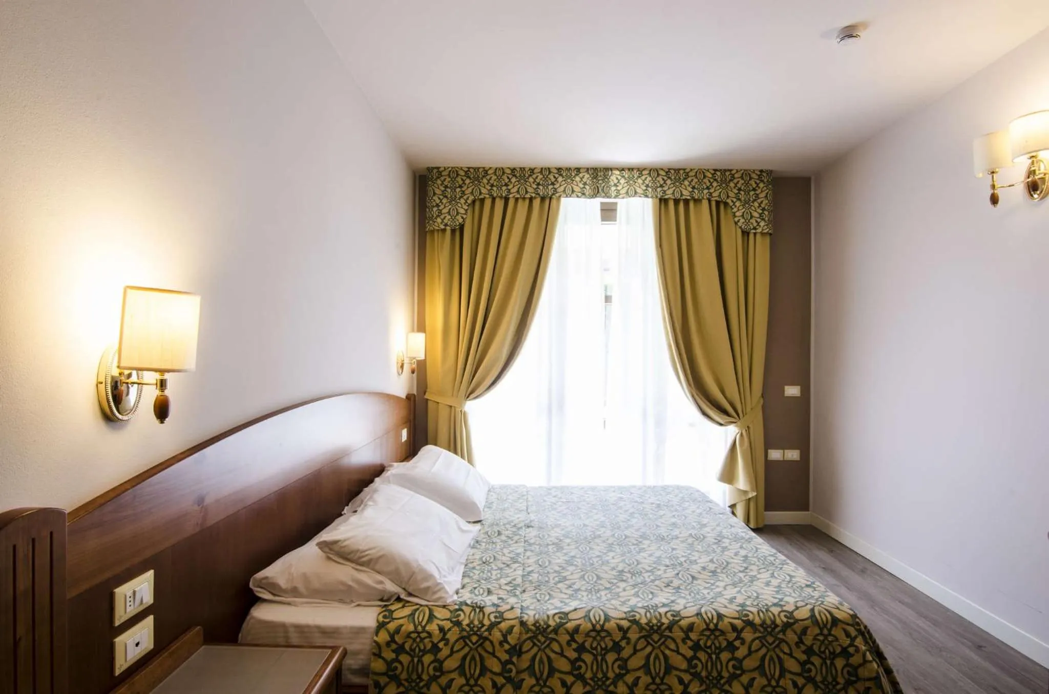 Bed in Hotel Smeraldo