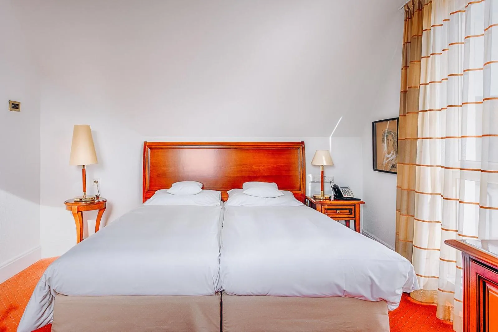 Bed in Hotel Moosburger Hof