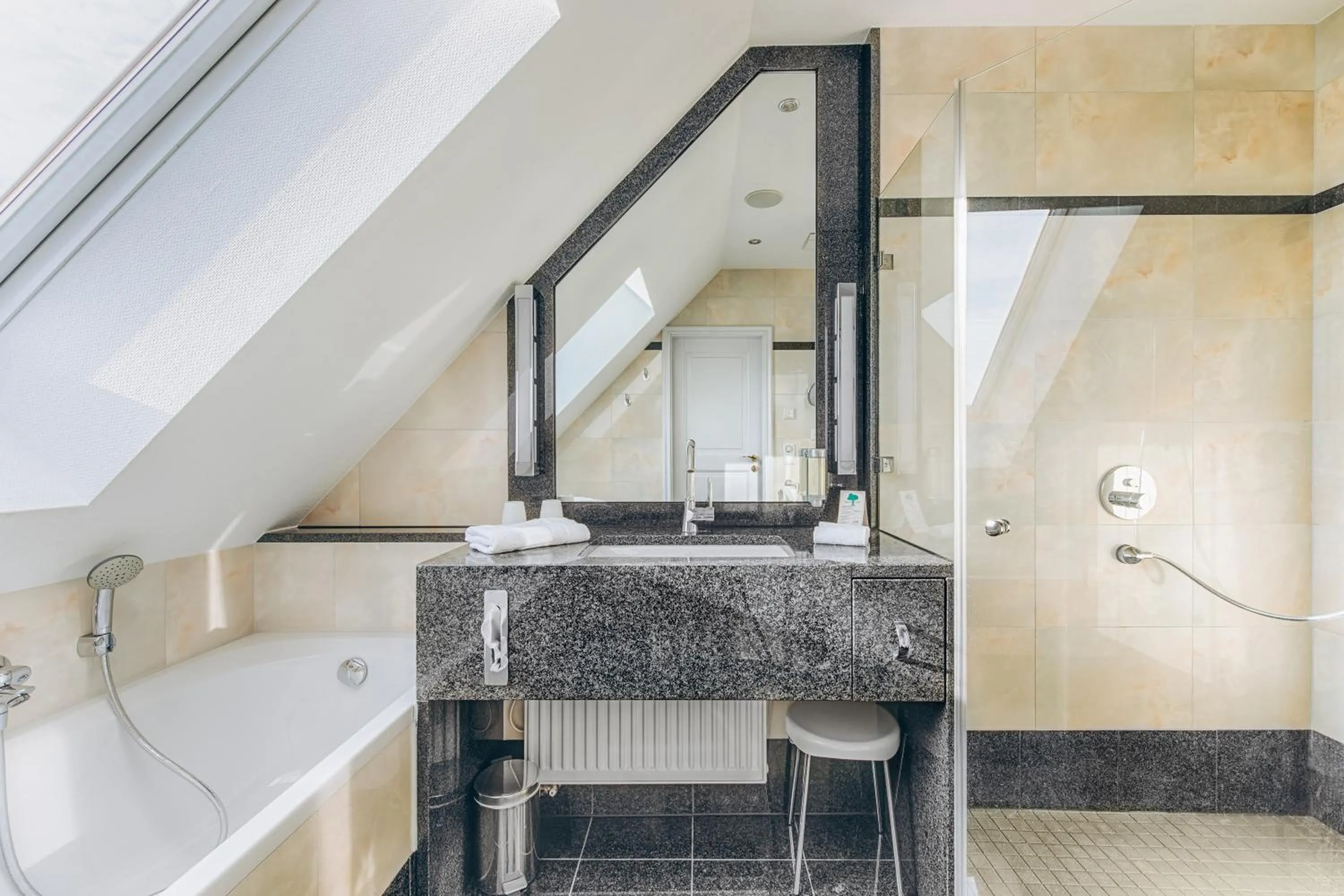 Bathroom in Hotel Moosburger Hof