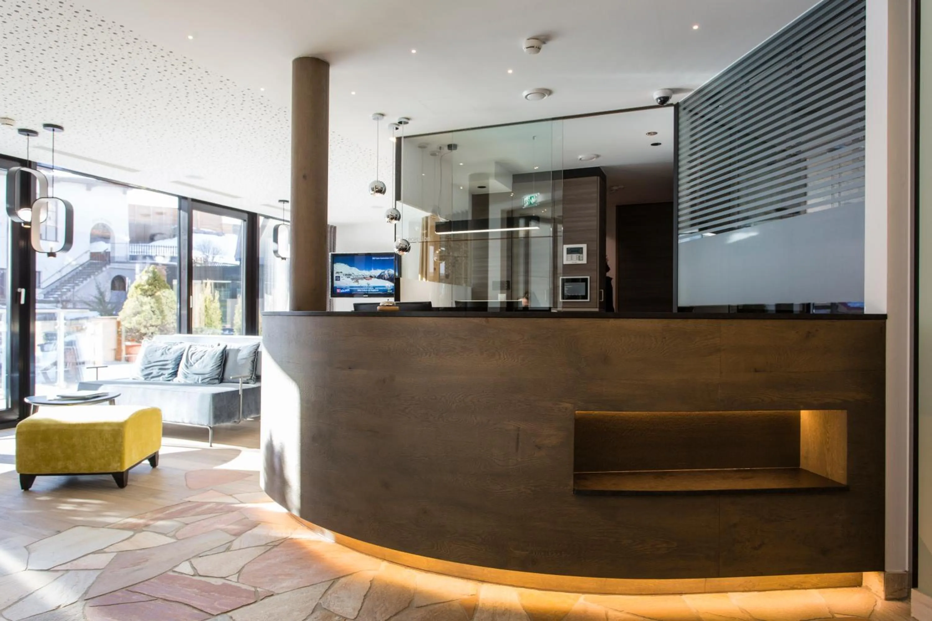 Lobby or reception in stefan Hotel