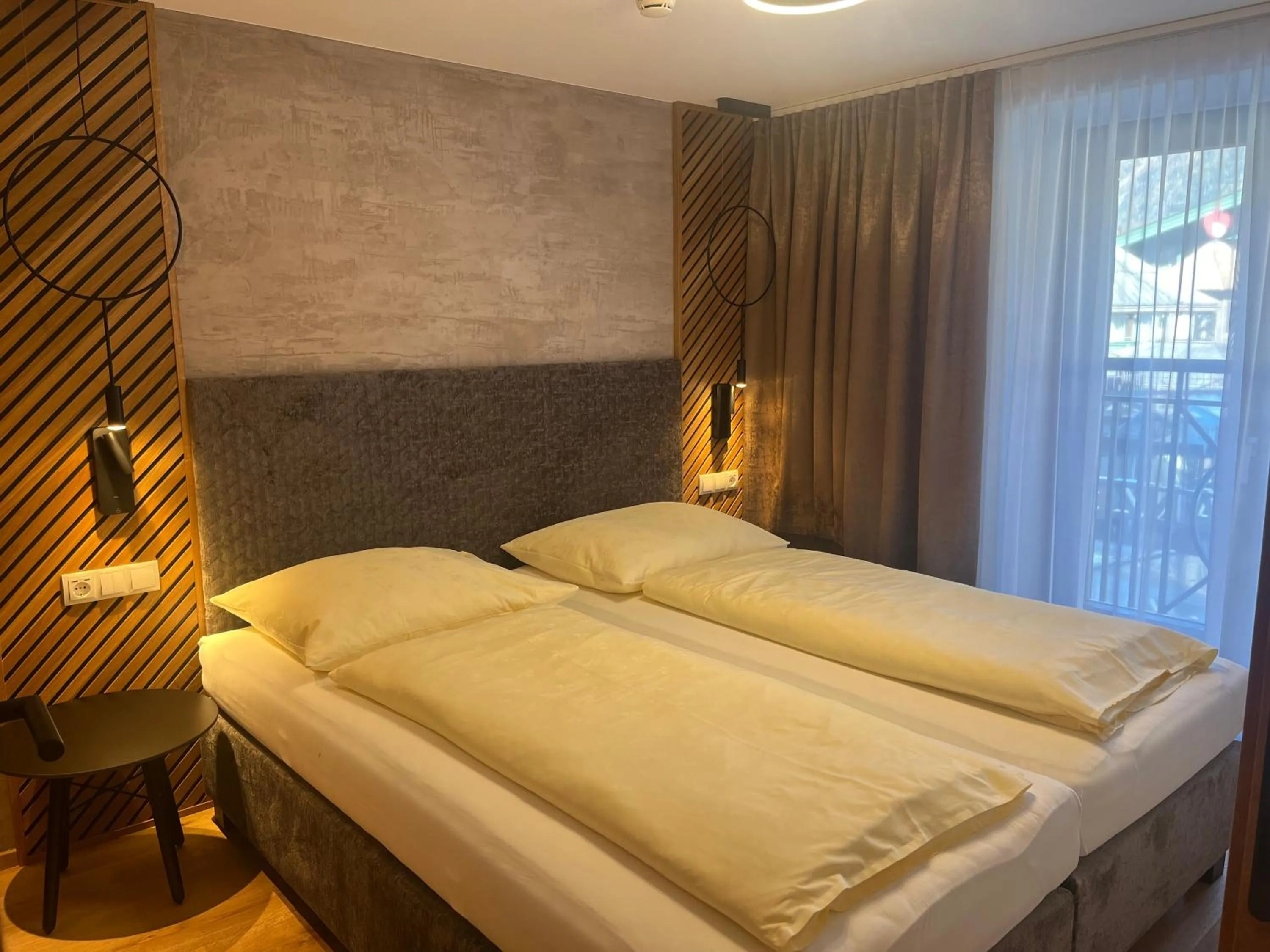 Bedroom, Bed in stefan Hotel