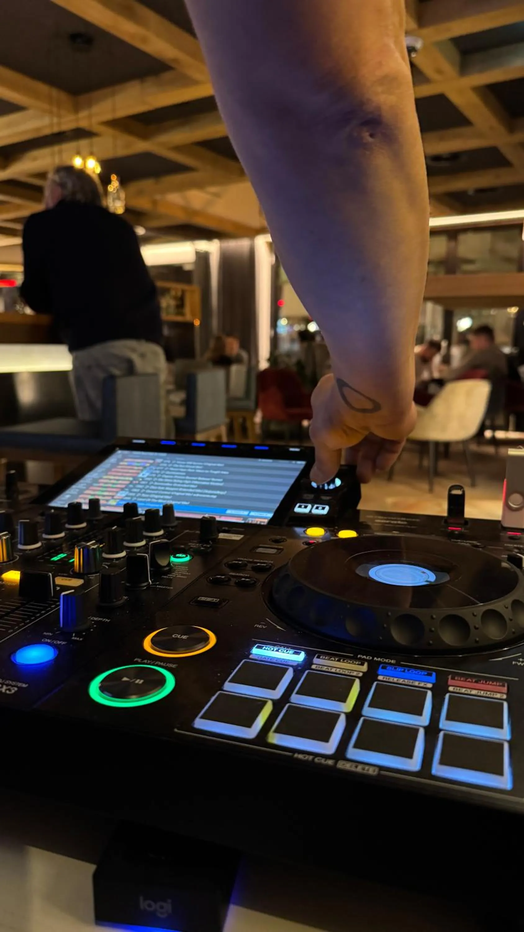 Nightclub / DJ in Glanz & Glory Hotel