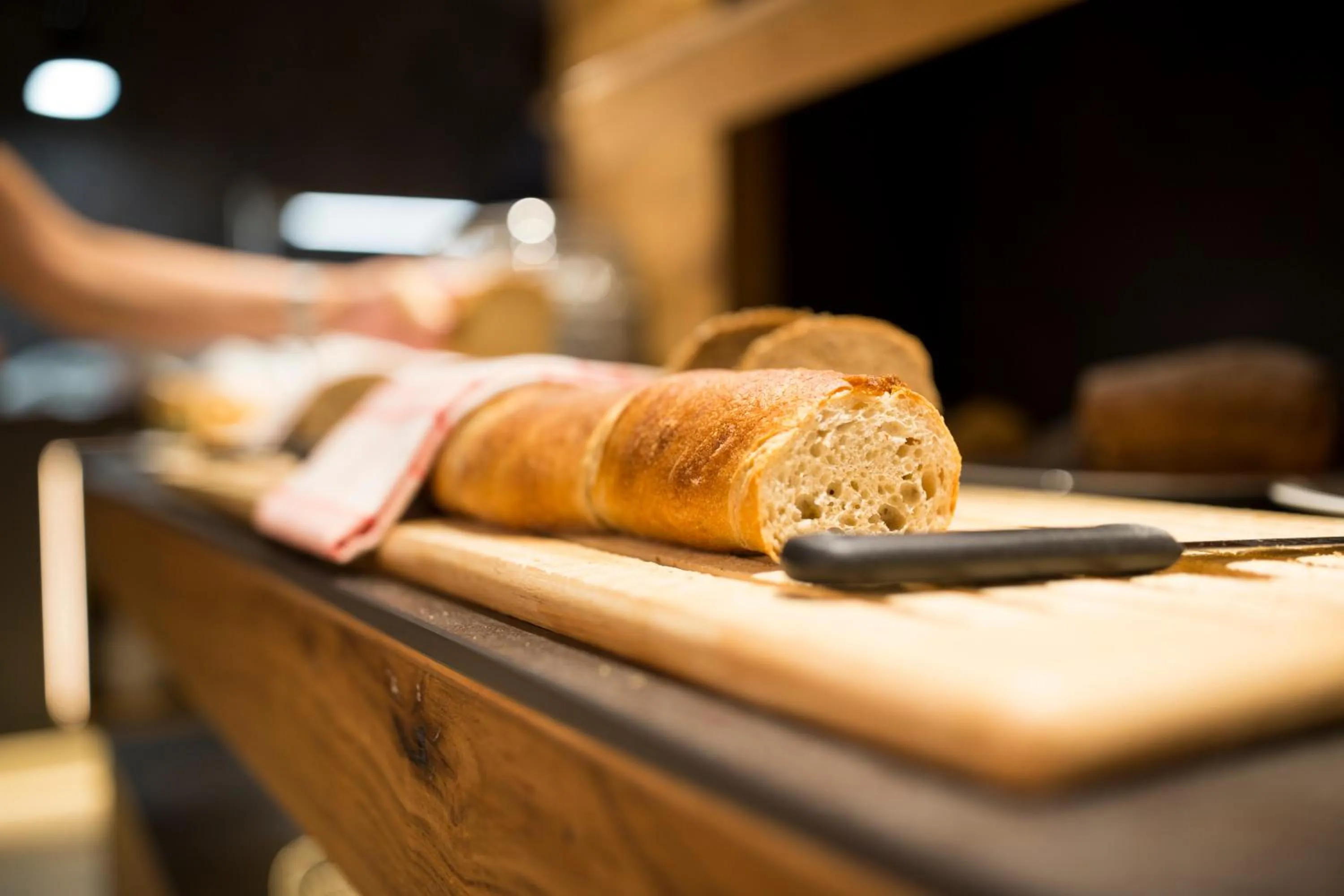 Restaurant/places to eat in stefan Hotel