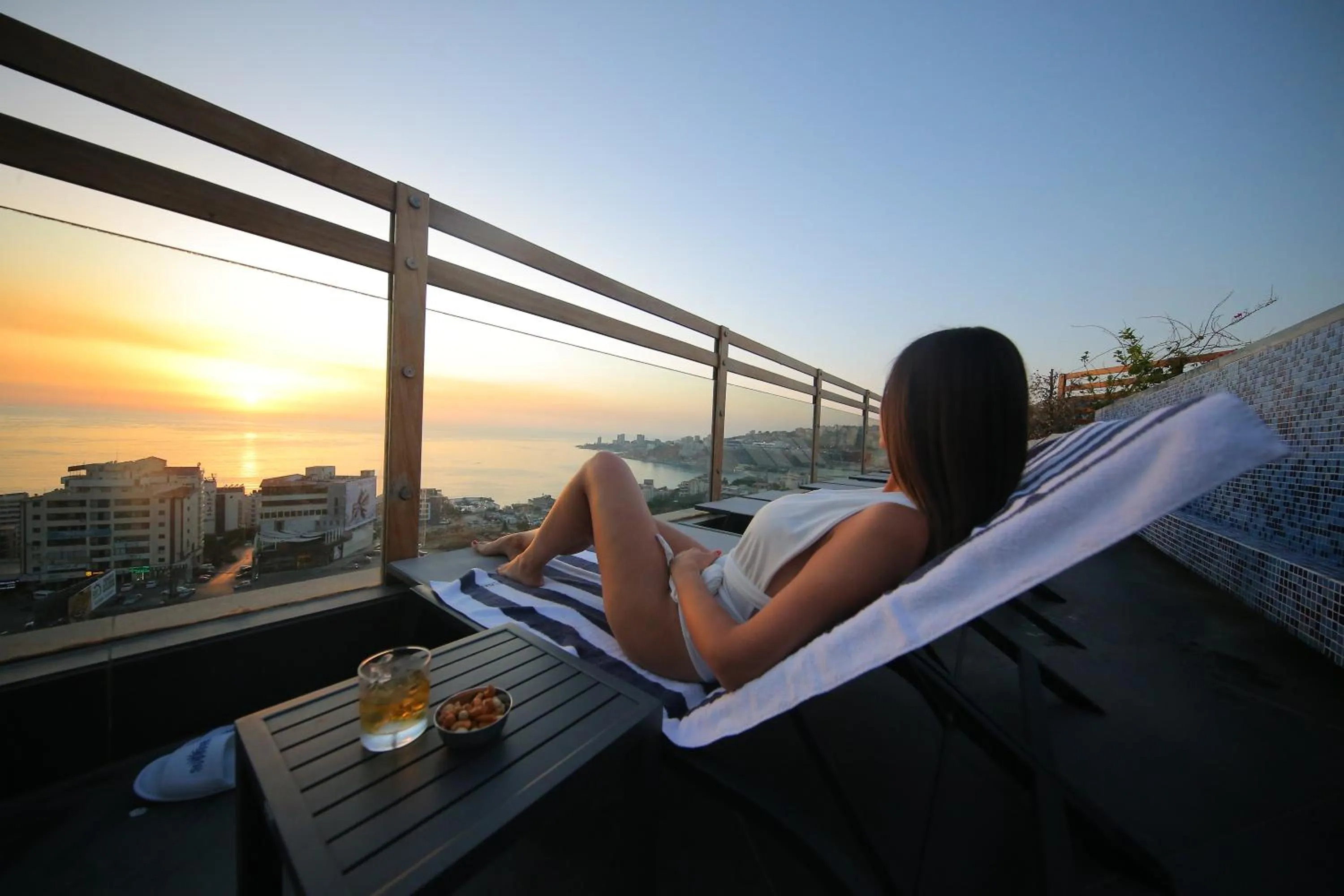 Summer in Sunrise Hotel