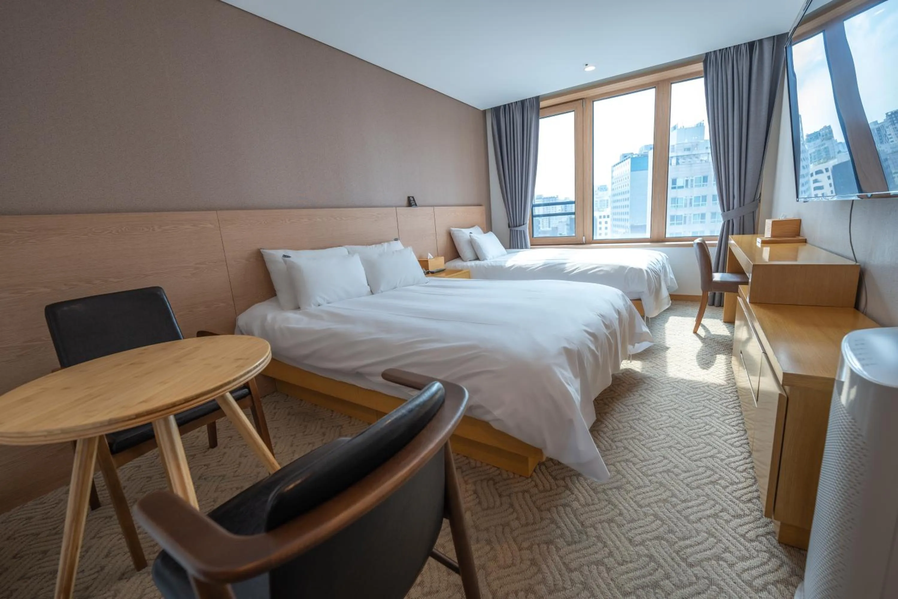 Photo of the whole room, Bed in Jongno Lumia Tourist Hotel