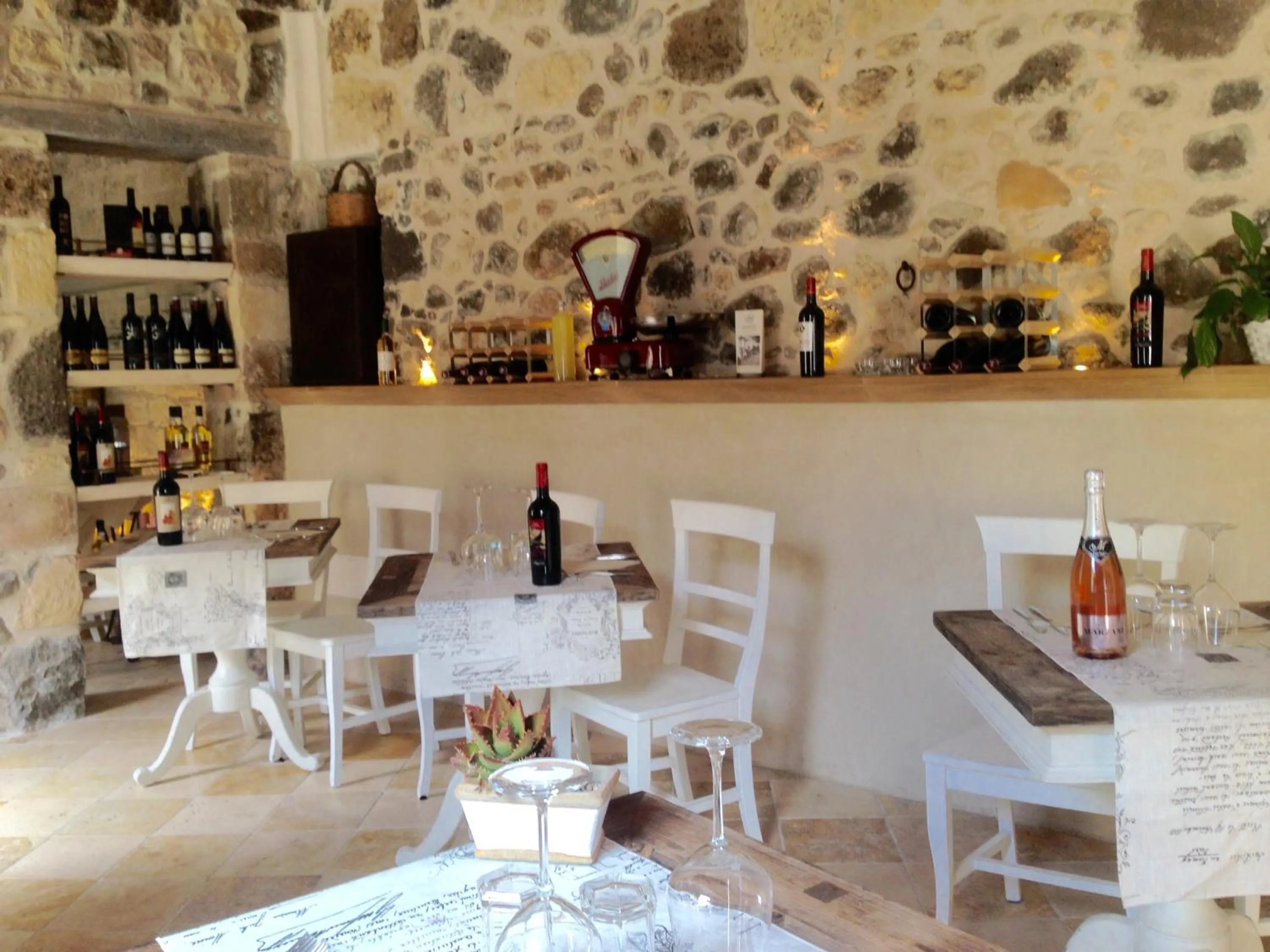 Restaurant/places to eat in Hotel Maison Tresnuraghes