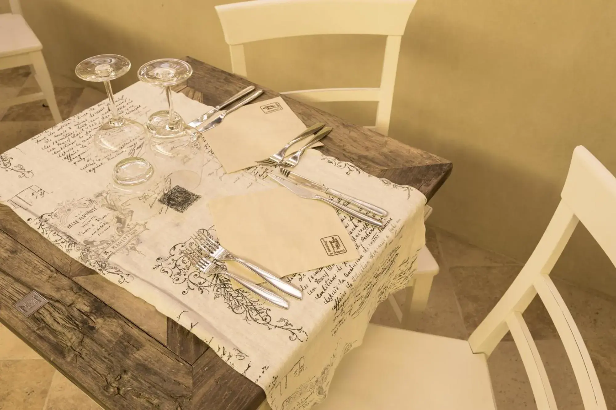 Restaurant/places to eat in Hotel Maison Tresnuraghes Restaurant/places to eat in Hotel Maison Tresnuraghes