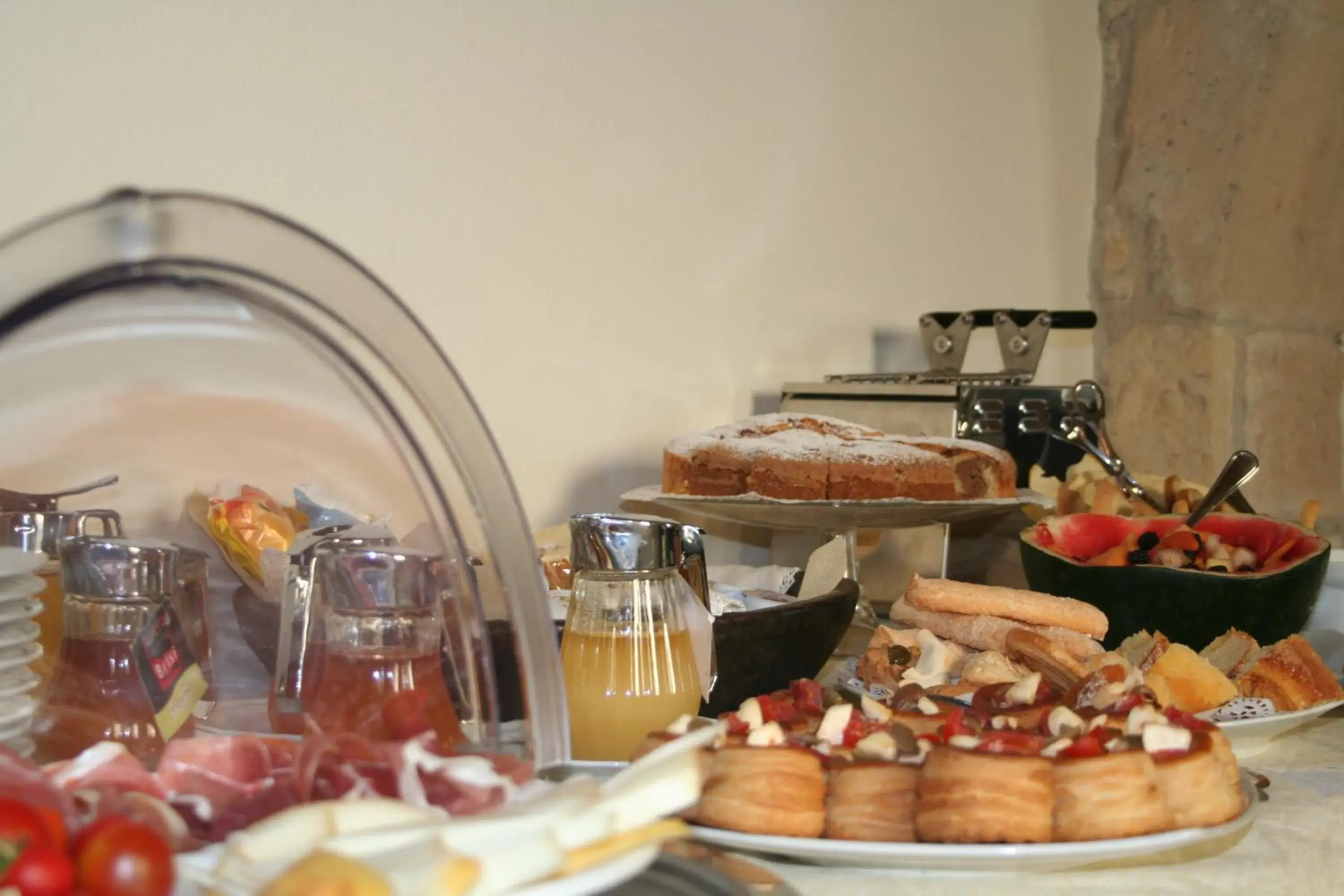 Food and drinks in Hotel Maison Tresnuraghes Food and drinks in Hotel Maison Tresnuraghes