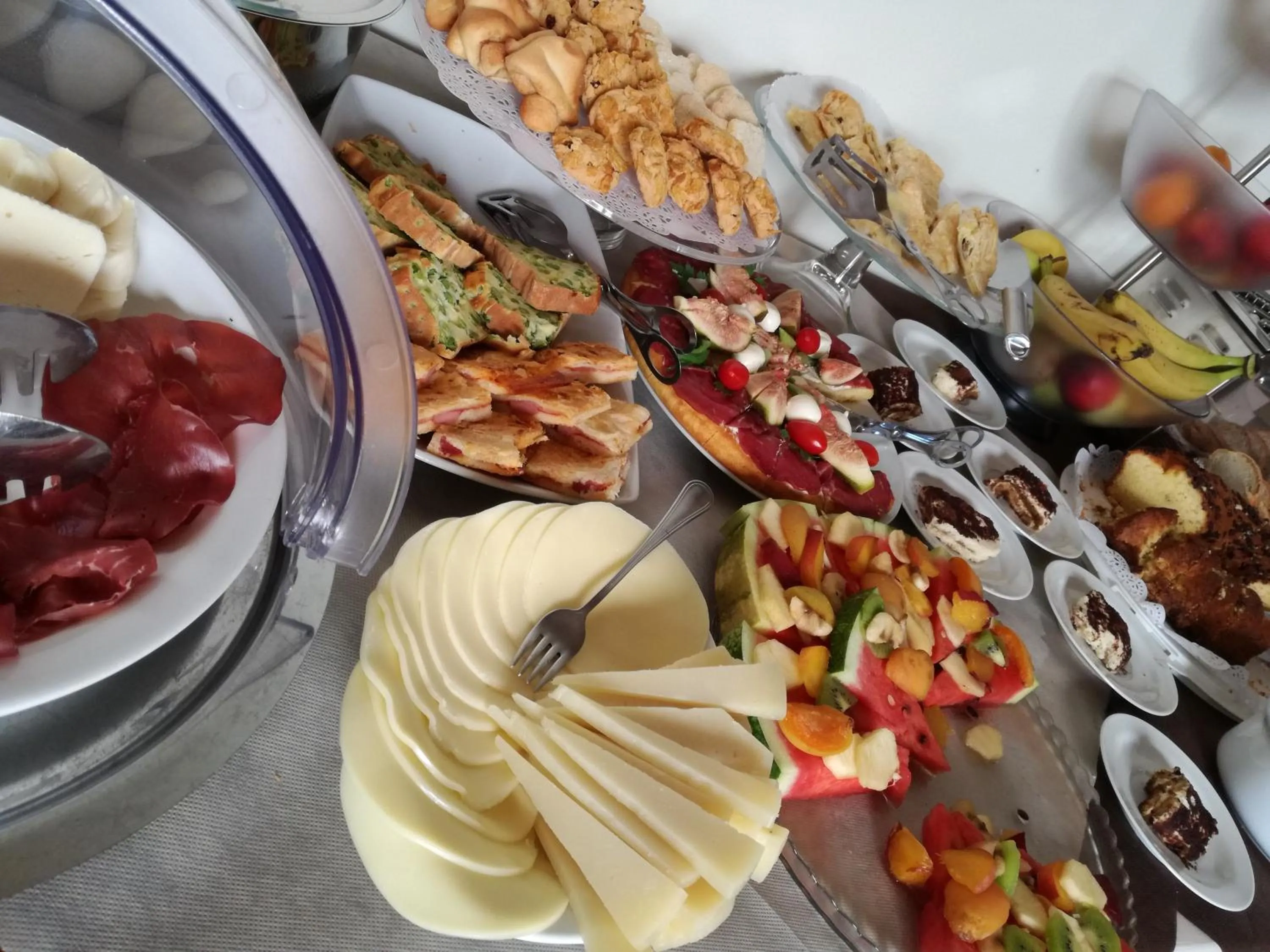 Breakfast in Hotel Maison Tresnuraghes