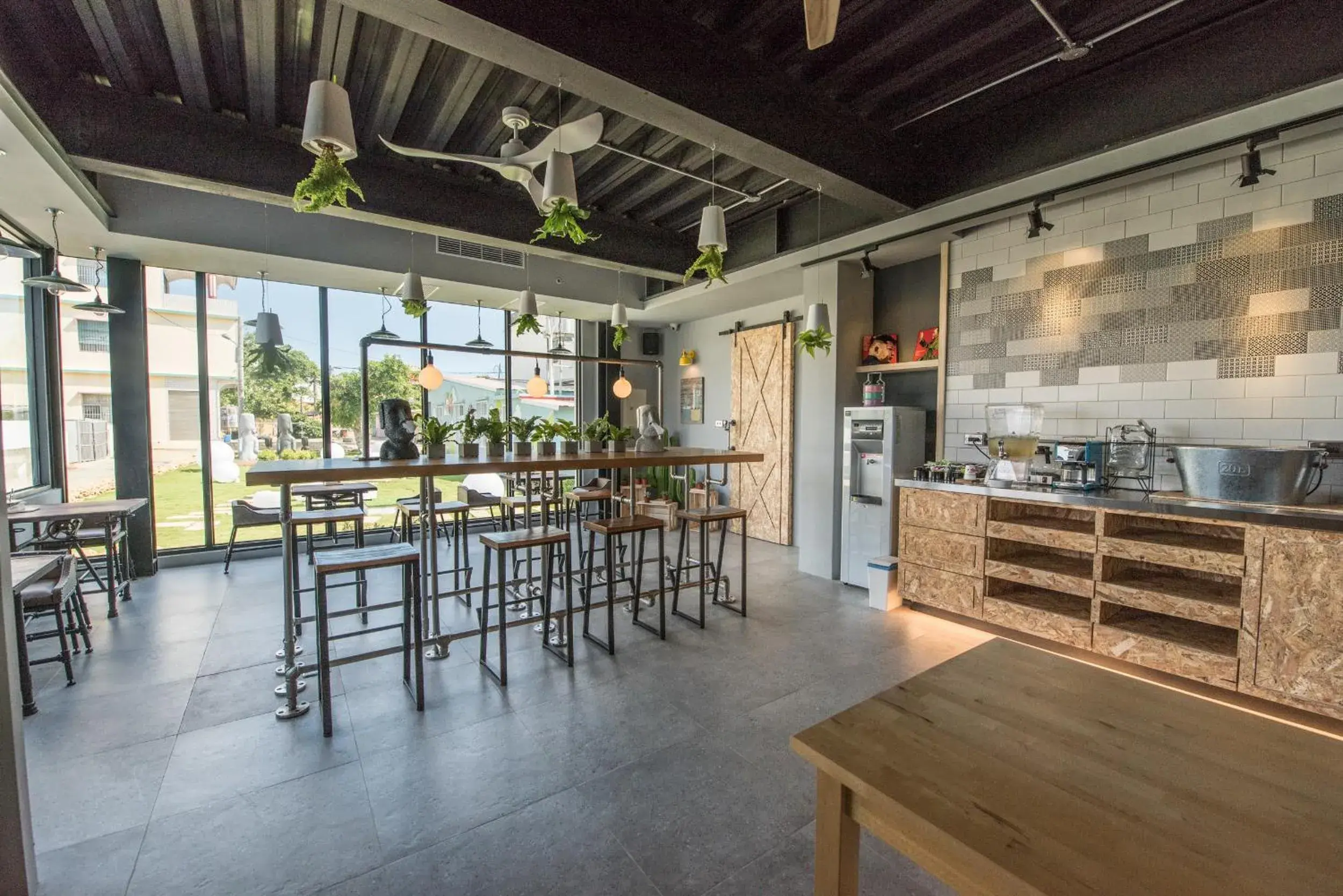 Restaurant/places to eat in Secret Path B&B Restaurant/places to eat in Secret Path B&B