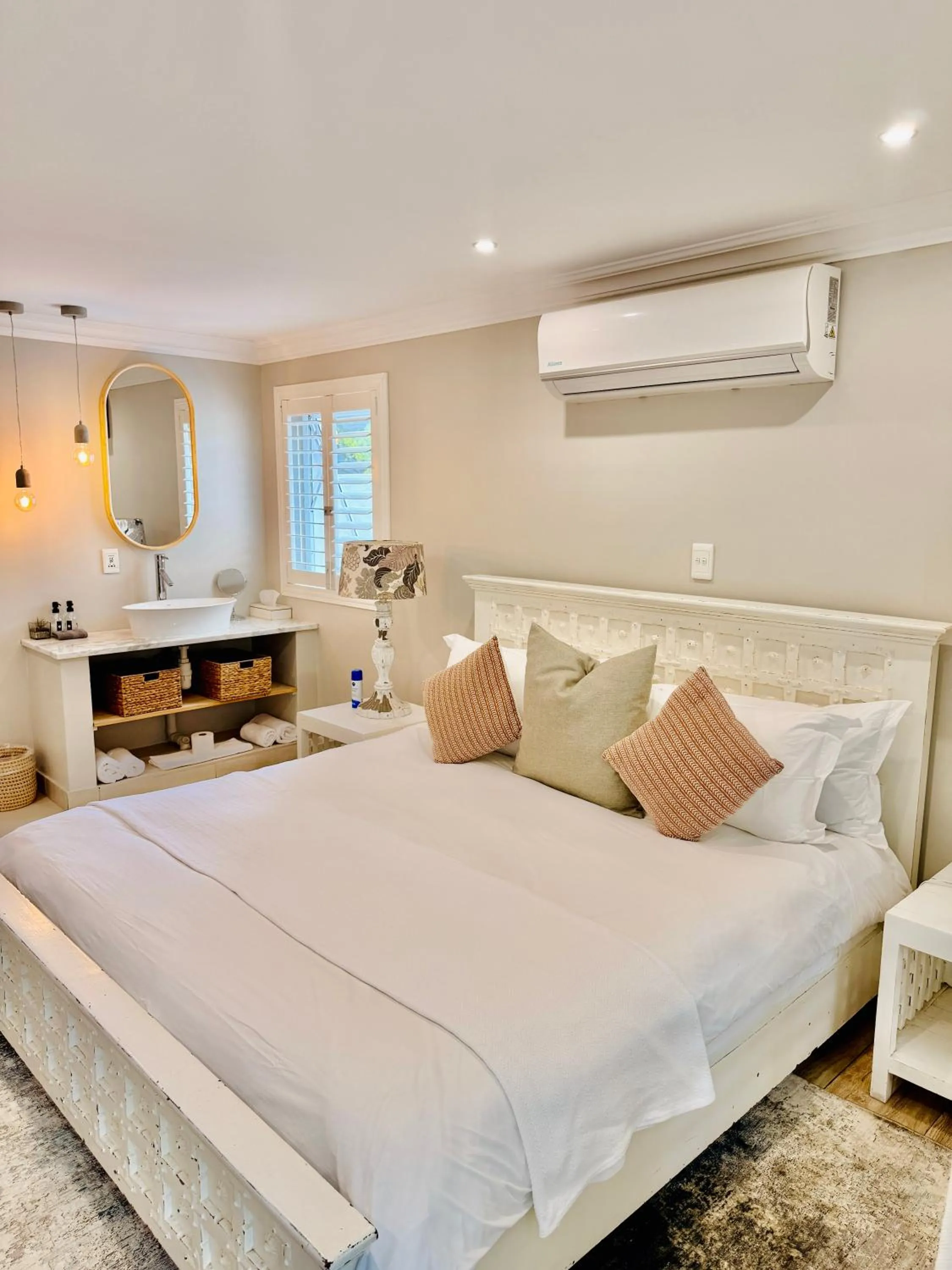 Bed in The Wesley Boutique Hotel & Spa