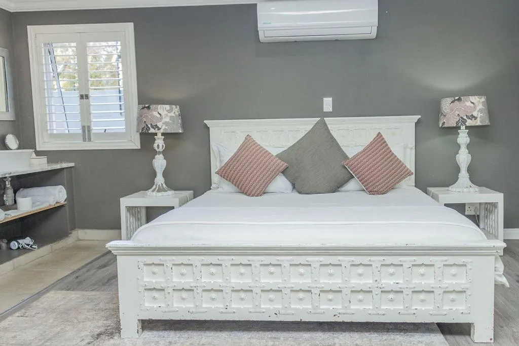 Bed in The Wesley Boutique Hotel & Spa