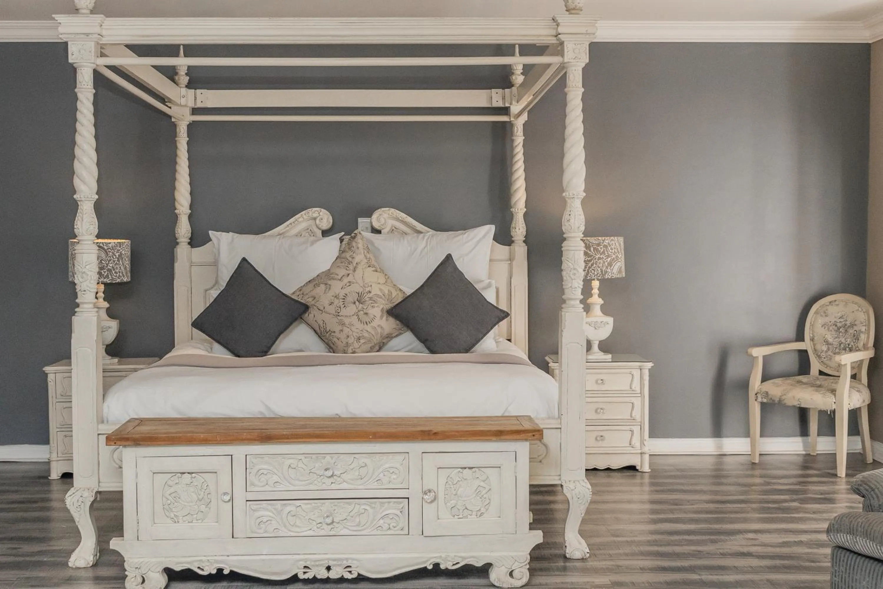 Bed in The Wesley Boutique Hotel & Spa