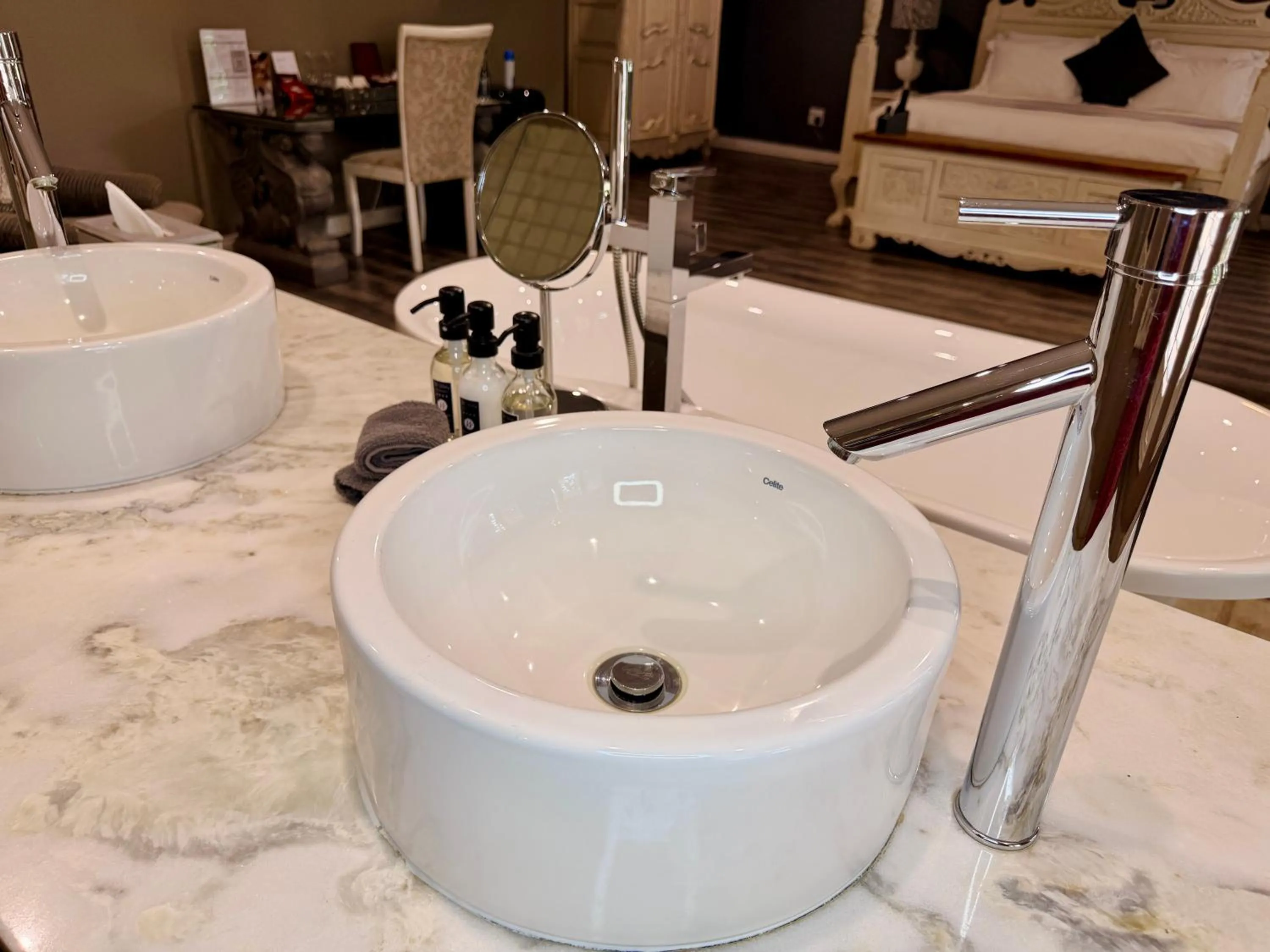 Public Bath in The Wesley Boutique Hotel & Spa