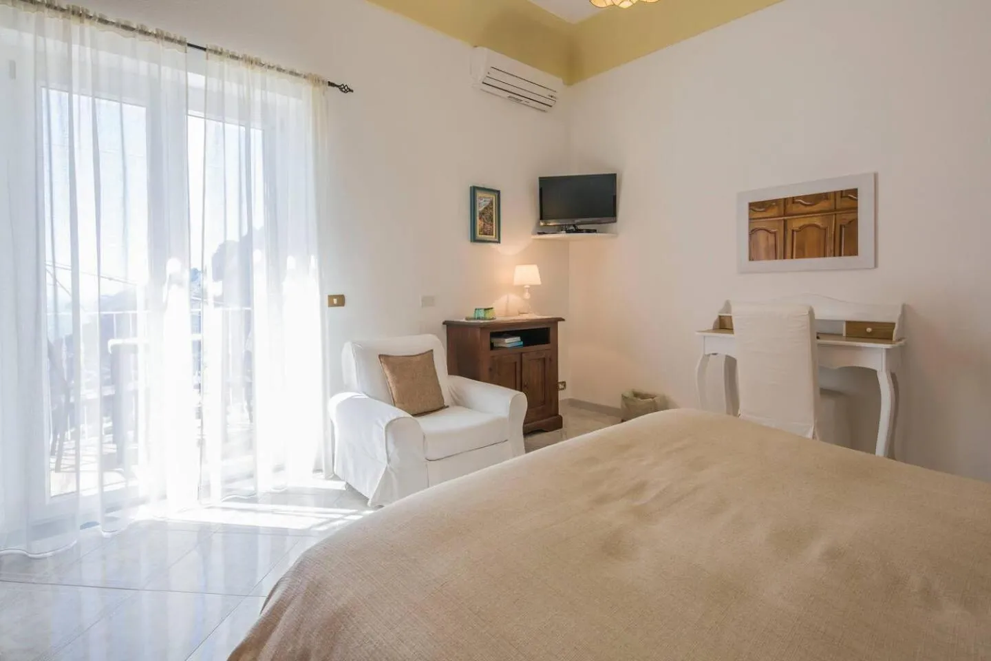Bedroom, Bed in B&B Mamma Rosa Positano