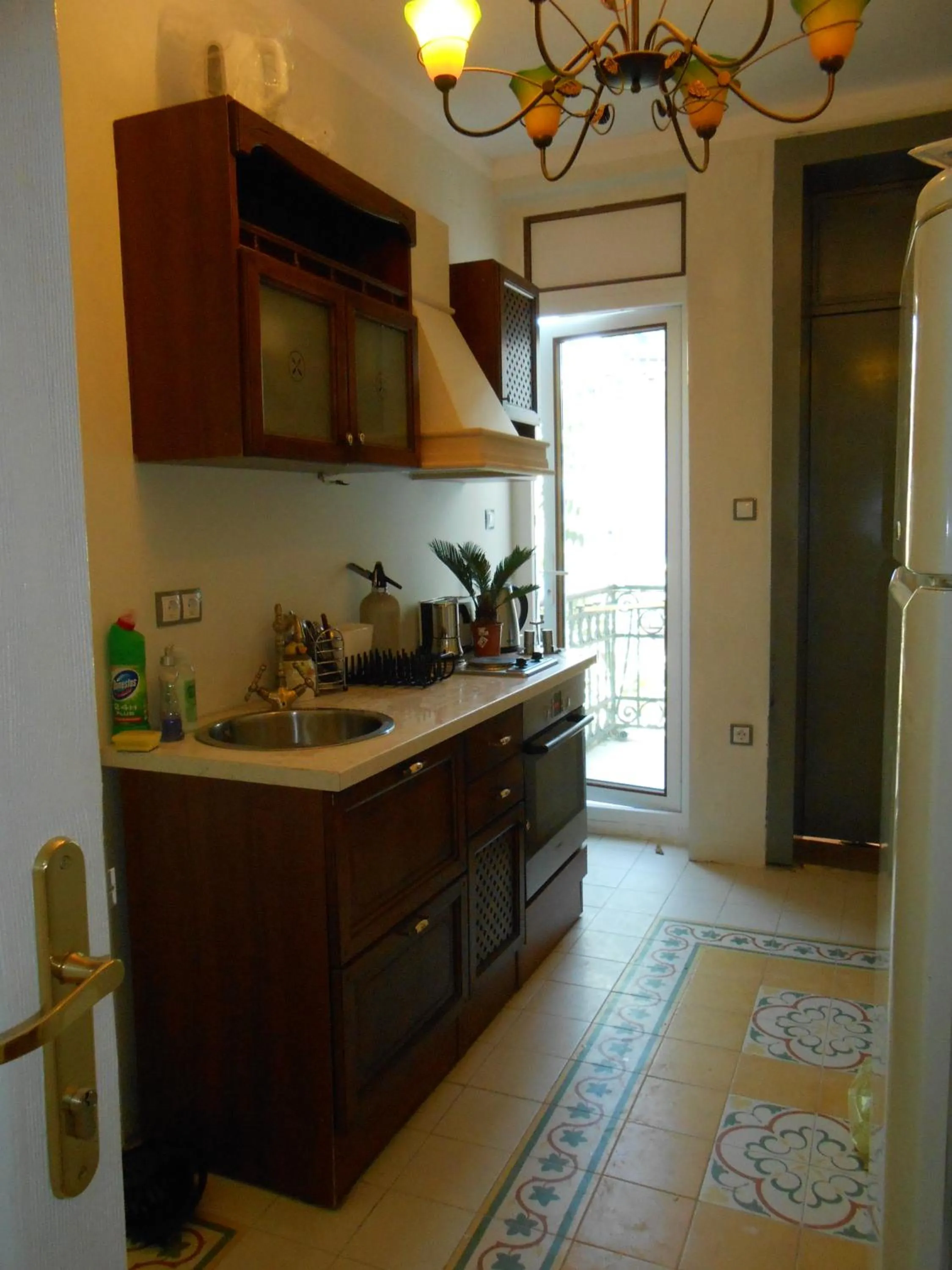 Kitchen or kitchenette in Orient Express Guest House