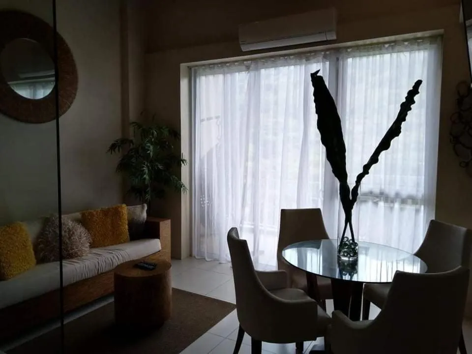 Luxurious Family Room Pico de Loro