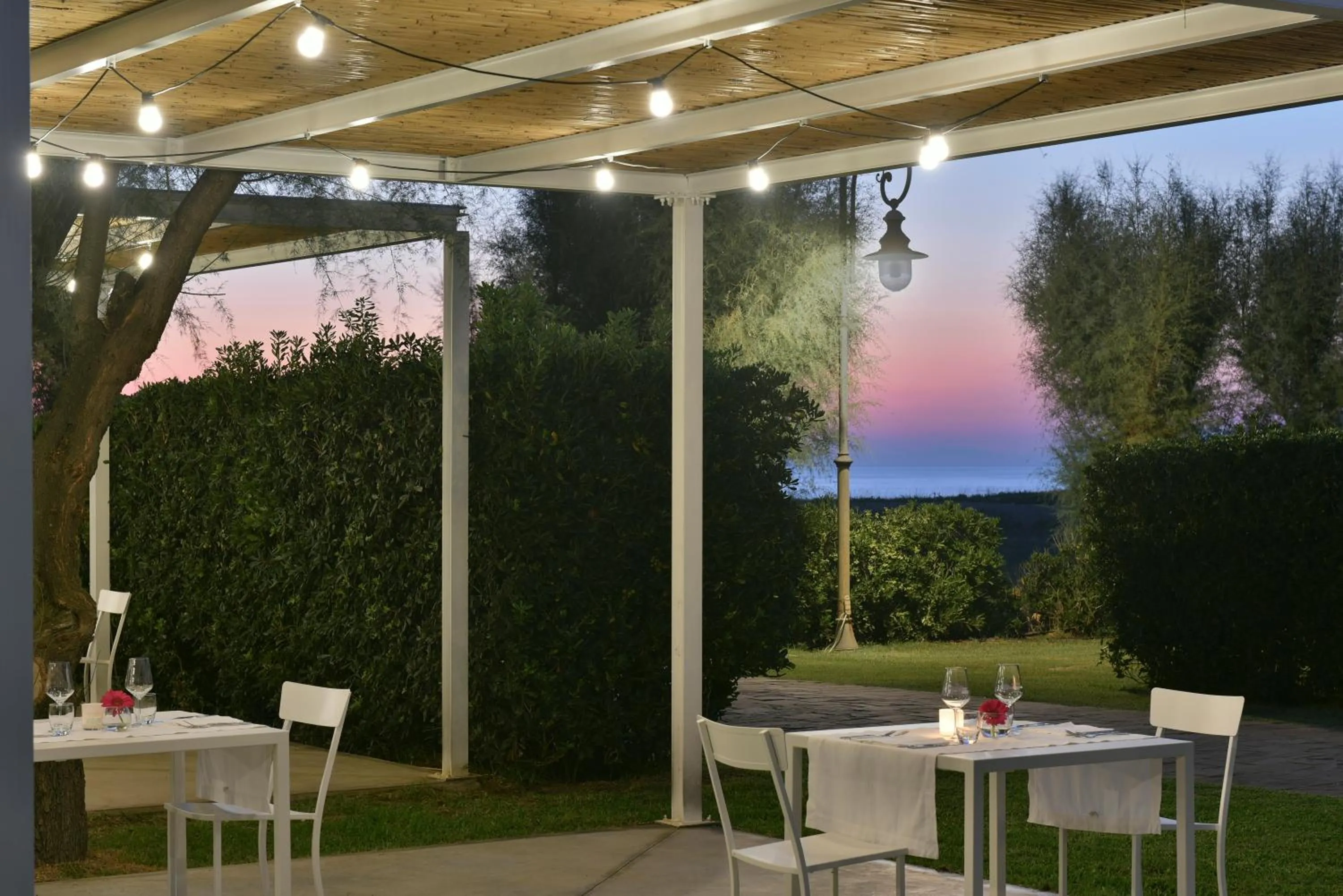 Garden in Paestum Inn Beach Resort