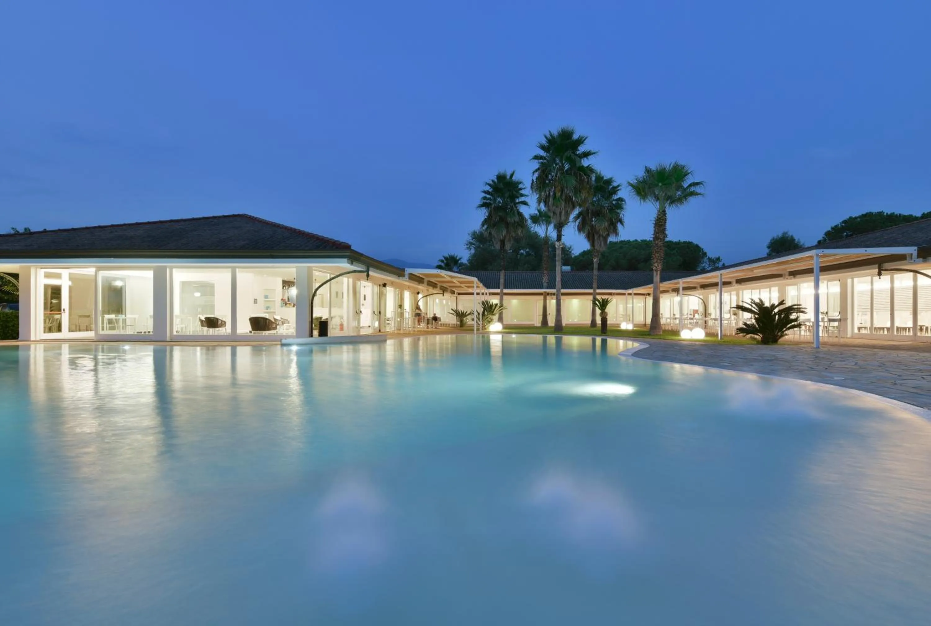 Pool view in Paestum Inn Beach Resort