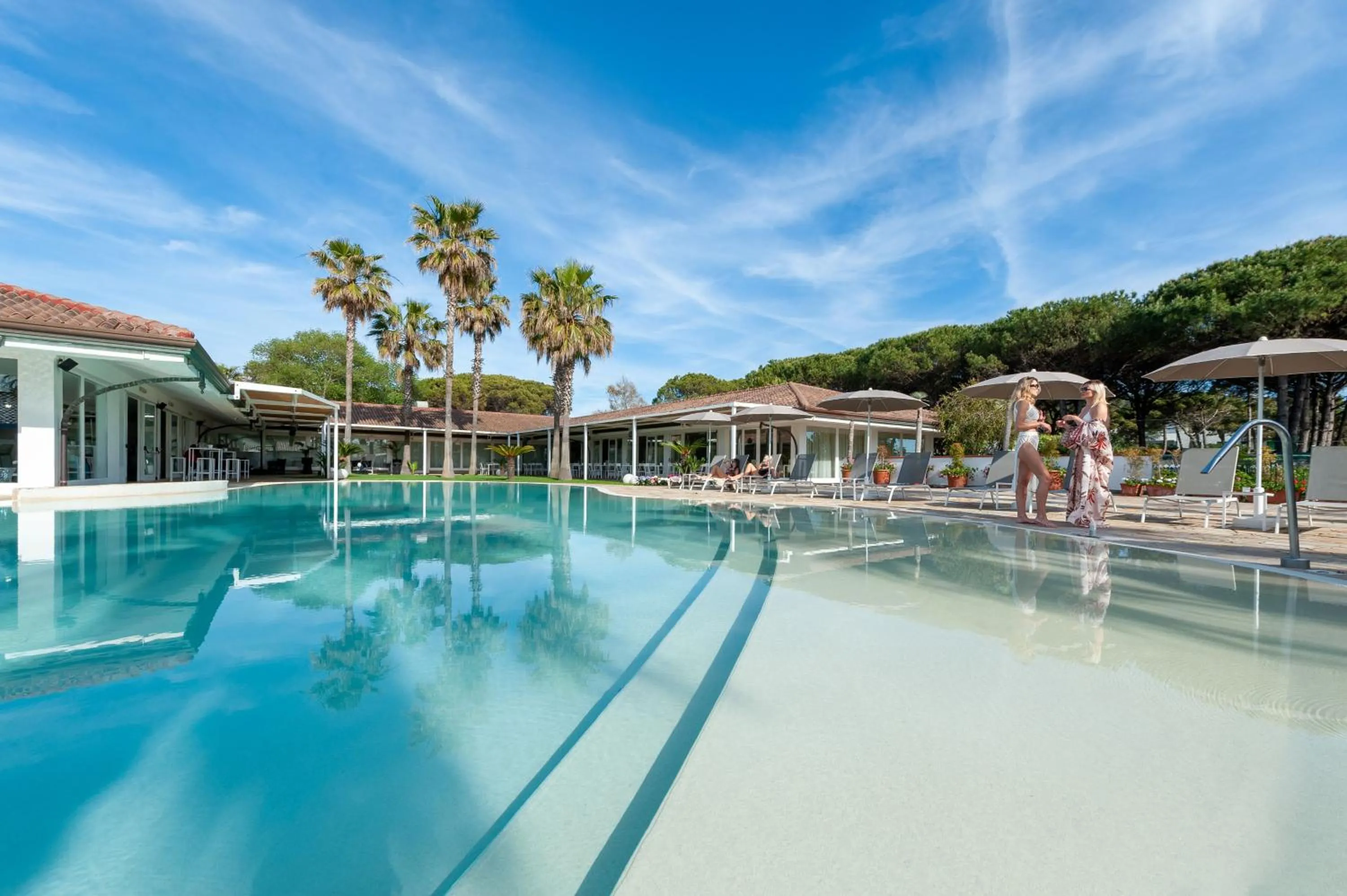 Swimming pool in Paestum Inn Beach Resort