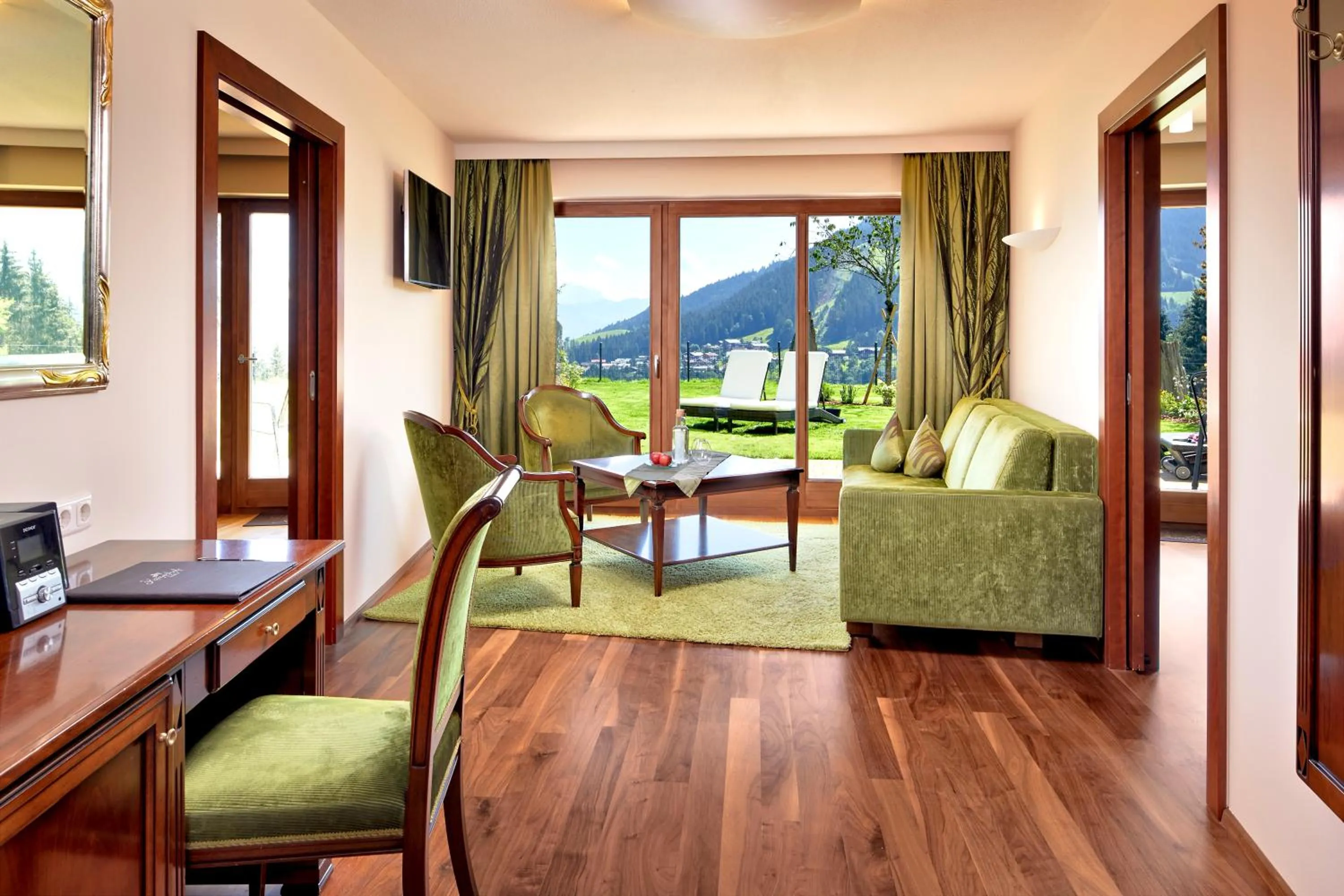 Photo of the whole room in Kaiserhof Superior