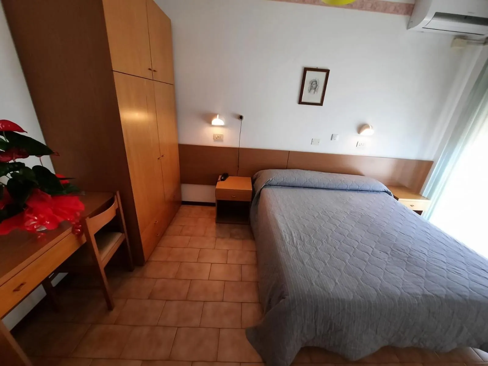 Bedroom, Bed in Hotel Losanna Cervia