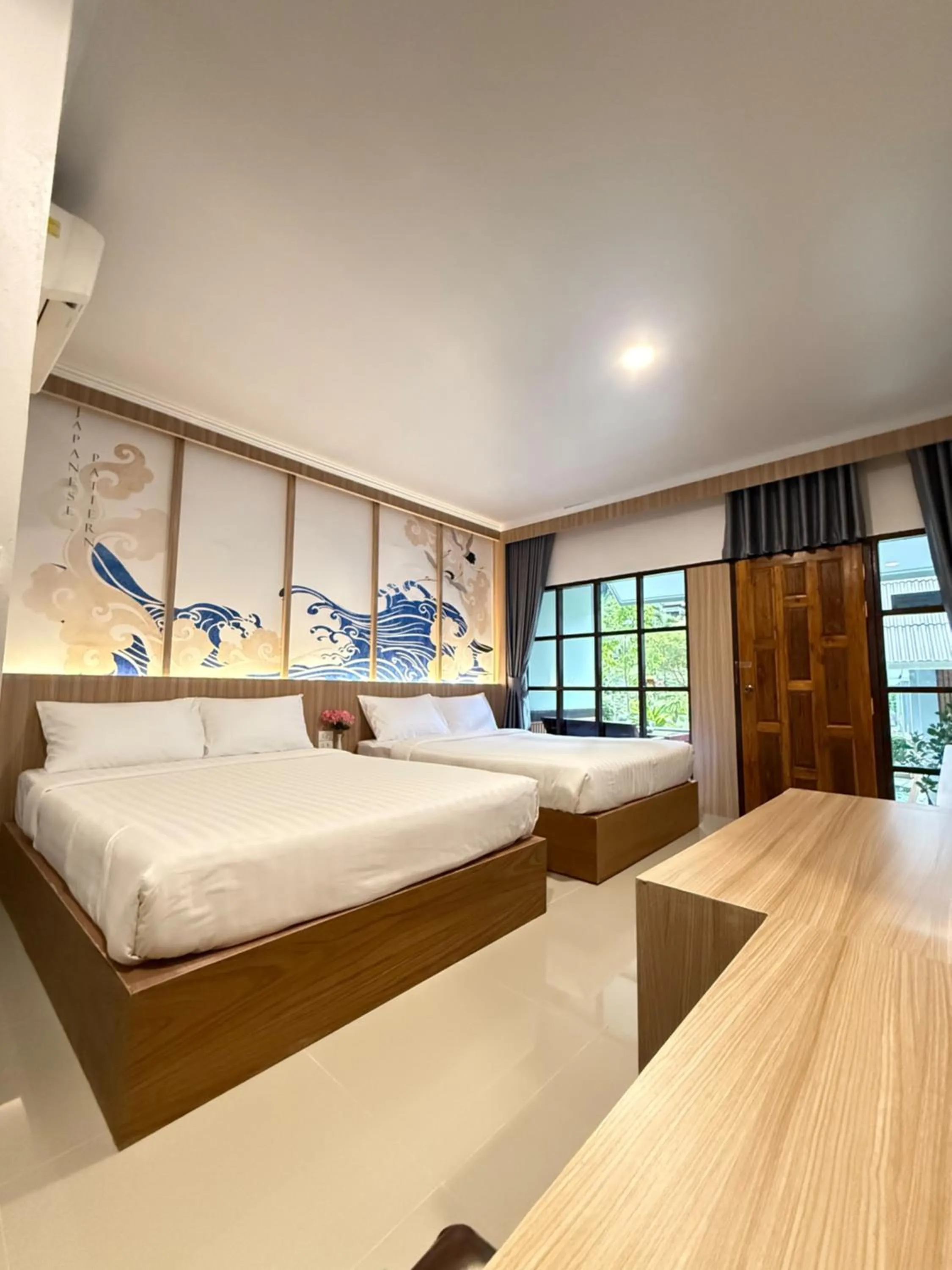 Bed in Diamond Cave Resort