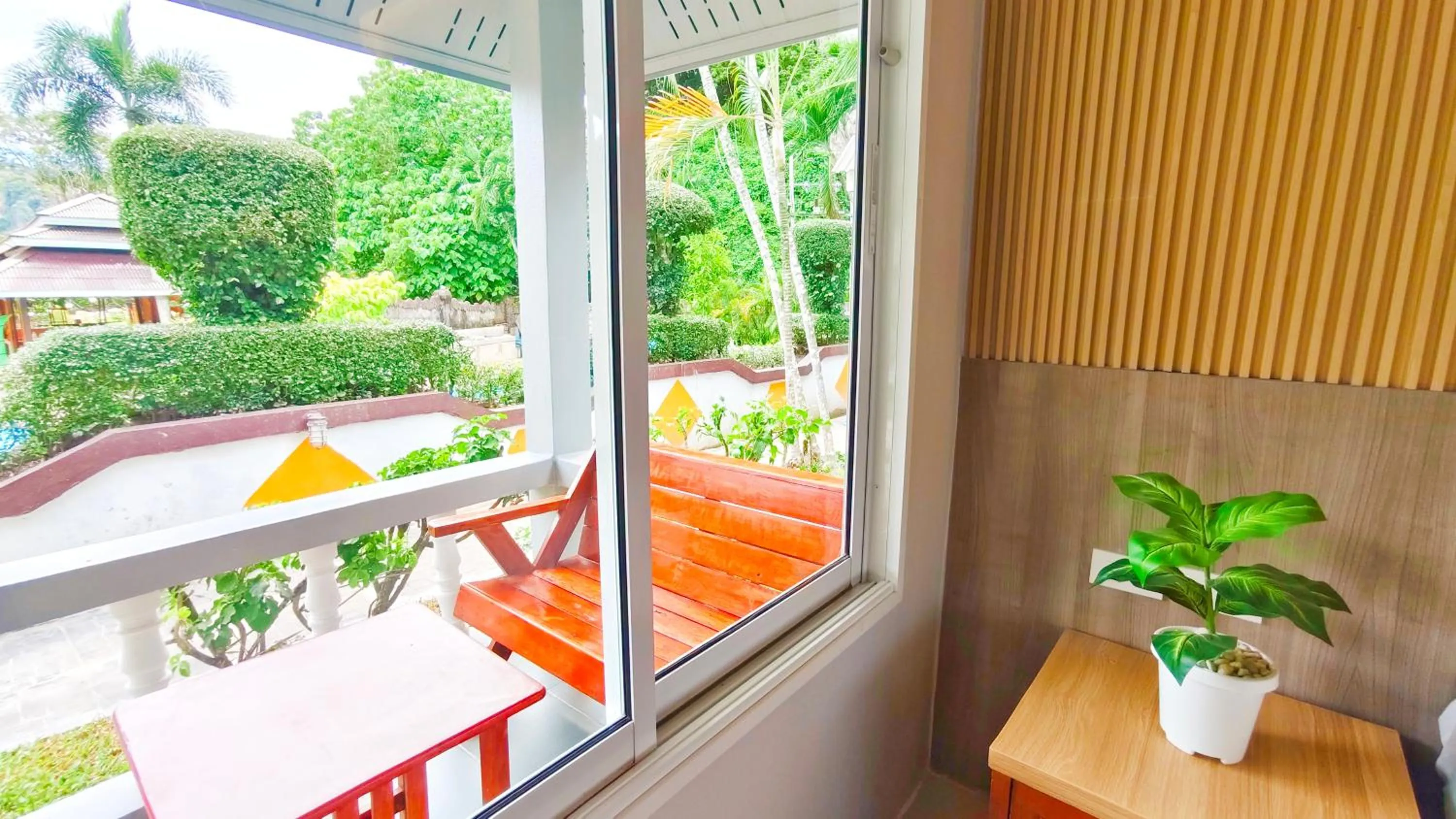 Property building in Diamond Cave Resort