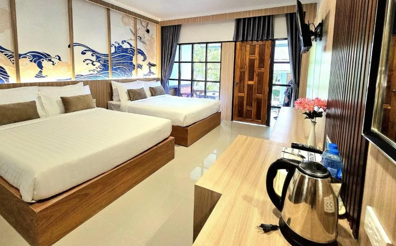 Bed in Diamond Cave Resort